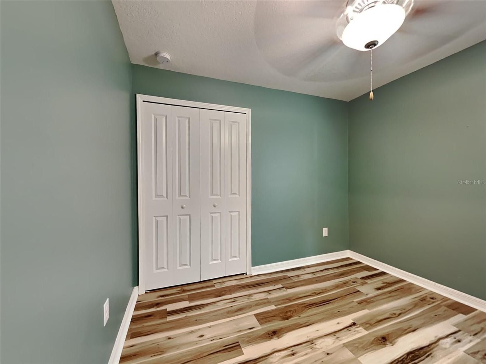 Image 9 of 15 For 14620 Dunrobin Drive