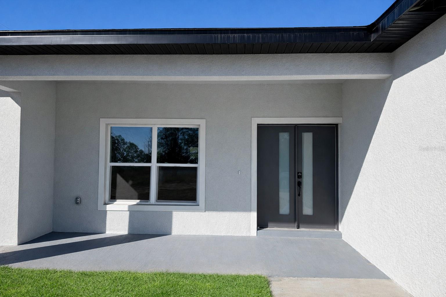 Image 2 of 33 For 10516 Caldera Ave N