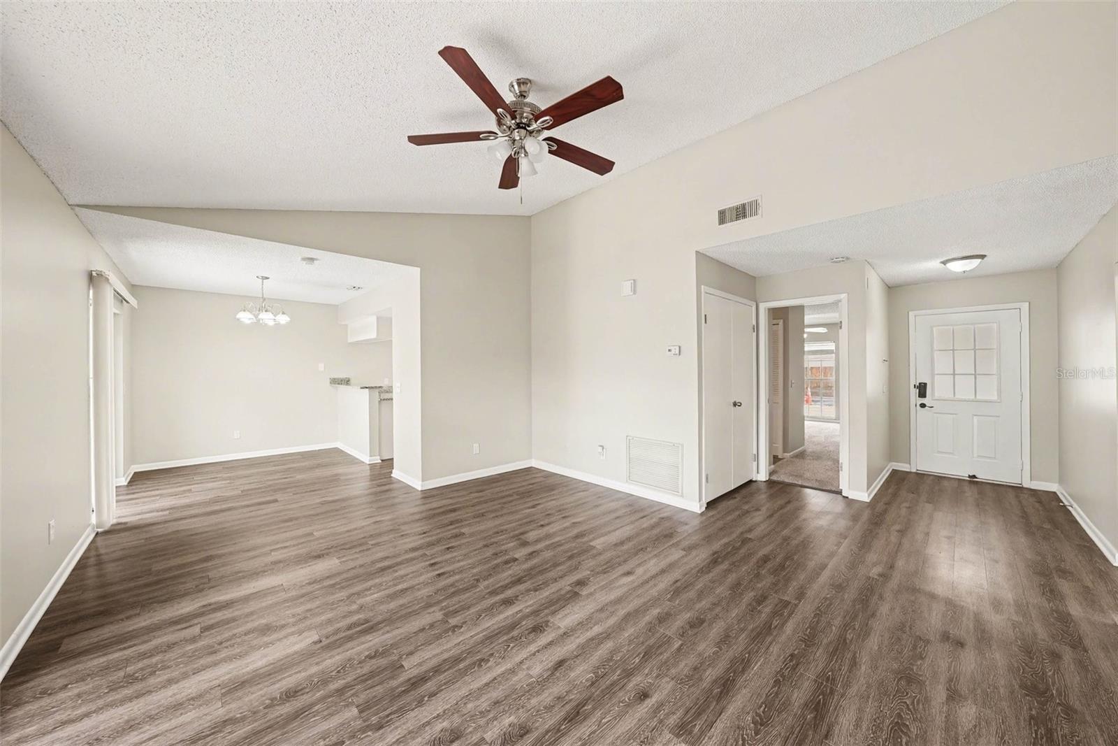 Image 2 of 14 For 4617 Cabbage Palm Drive