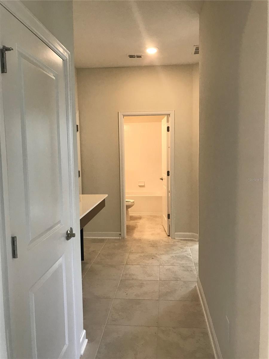 Image 7 of 24 For 10018 Yellow Jasmine Drive