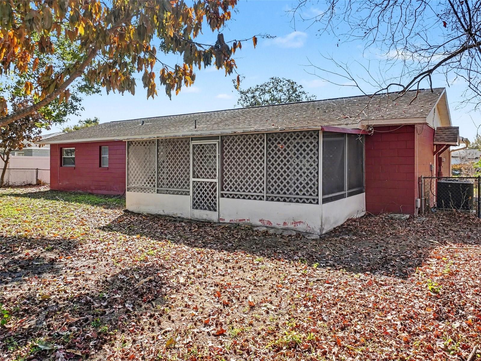 Image 4 of 17 For 555 Thomas Jefferson Way