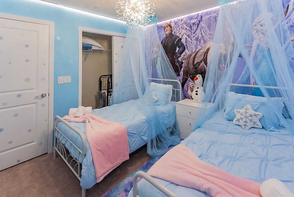 Image 26 of 48 For 1252 Blue Island Drive