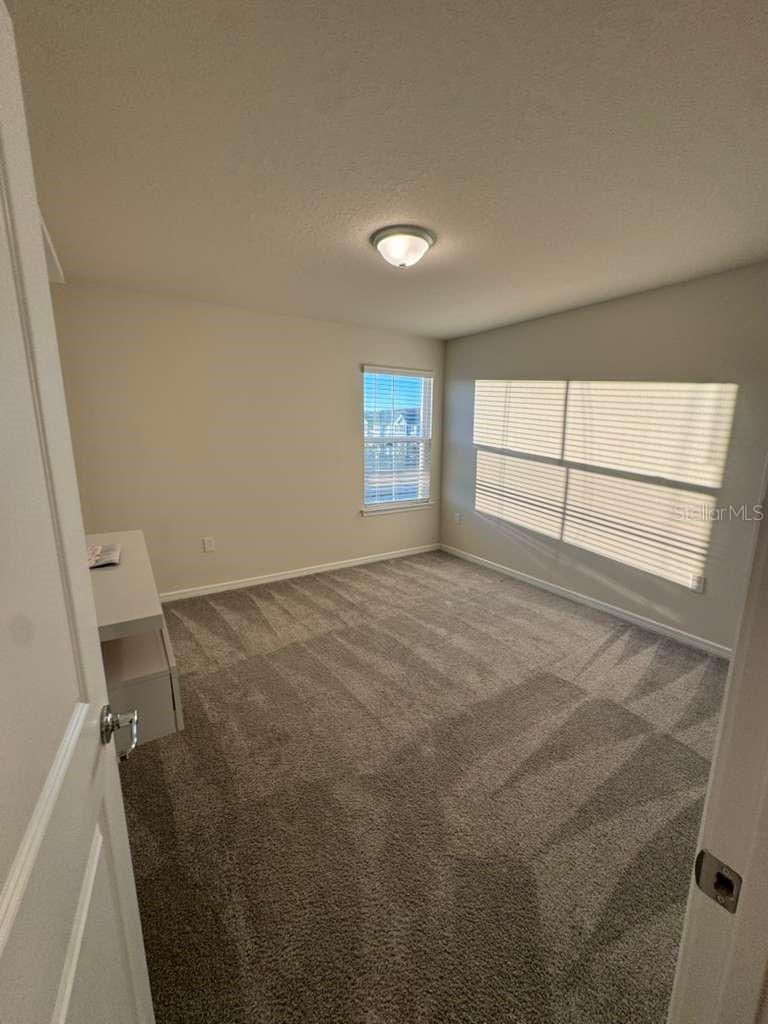 Image 24 of 26 For 2803 Stunning Avenue