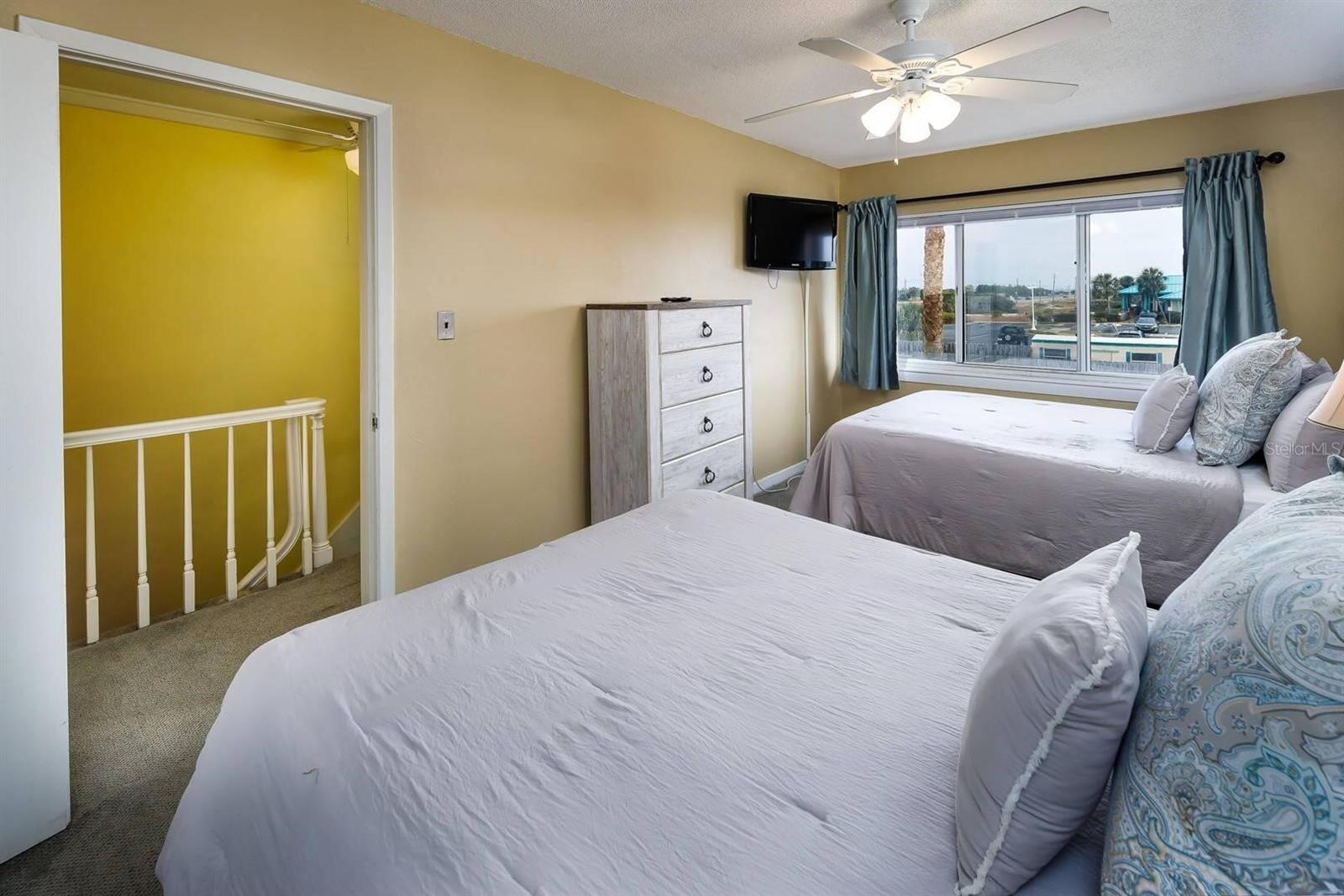 Image 11 of 17 For 1530 Miracle Strip Parkway Se 102a