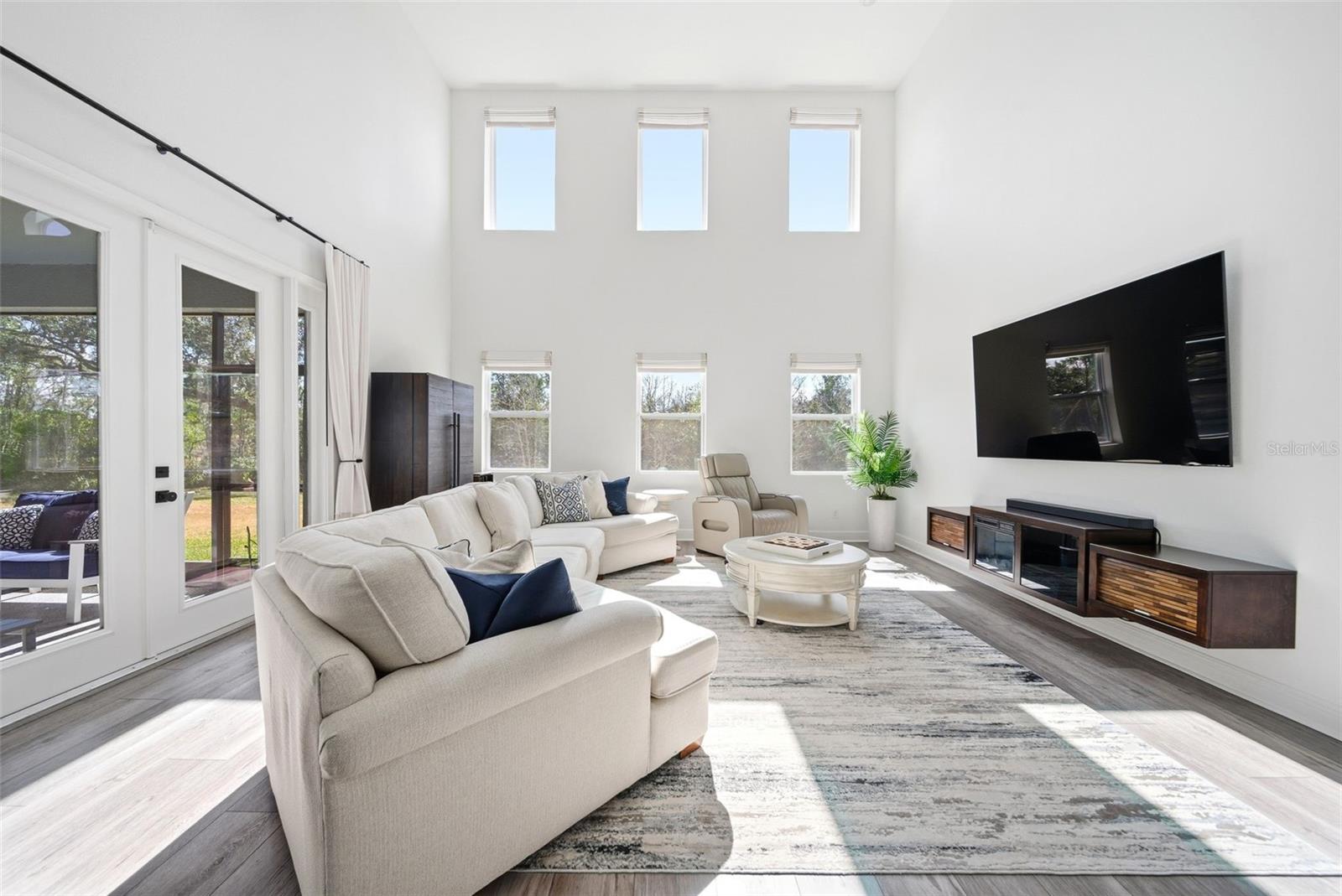 Image 13 of 42 For 9211 Waverly Walk Drive