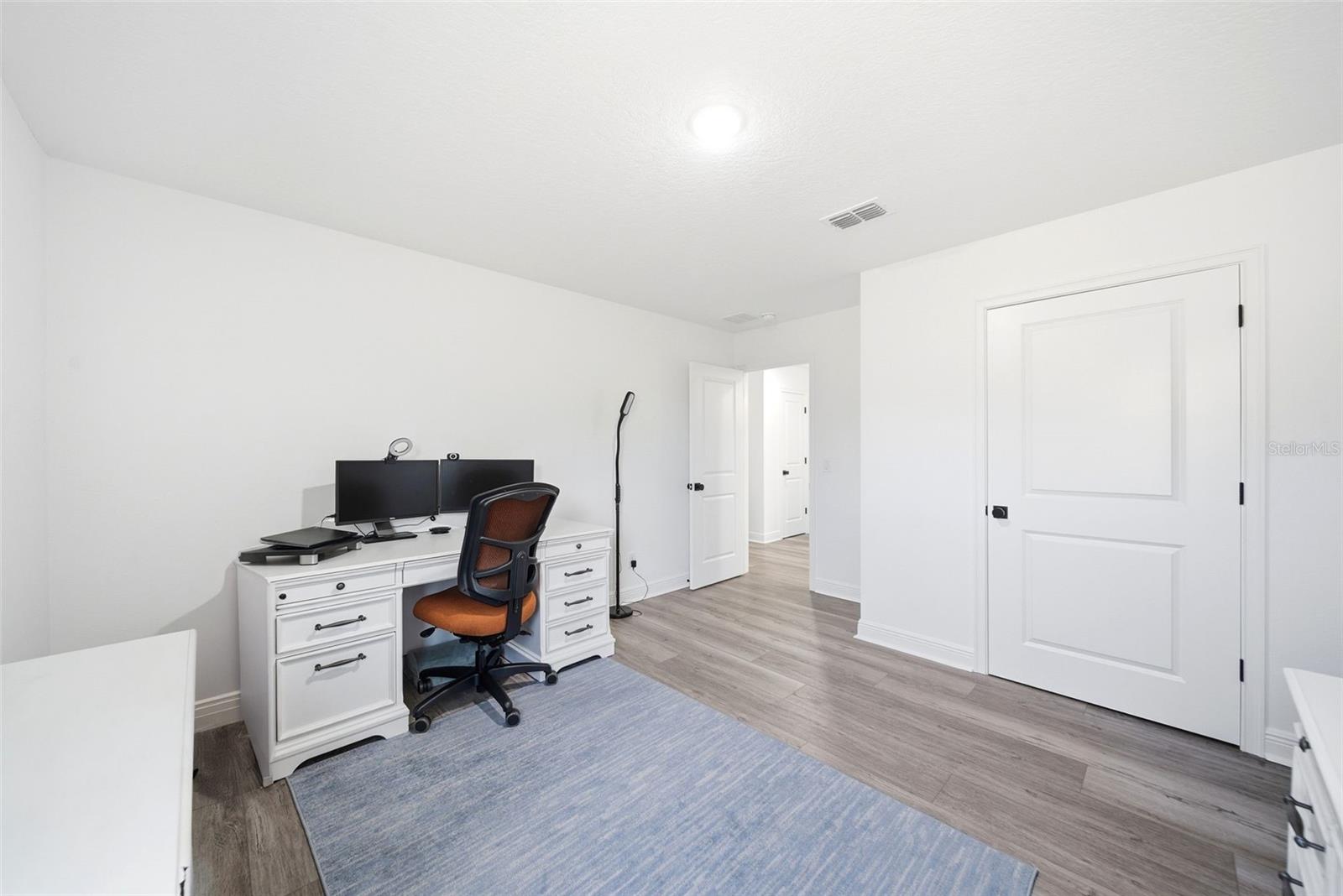 Image 35 of 42 For 9211 Waverly Walk Drive