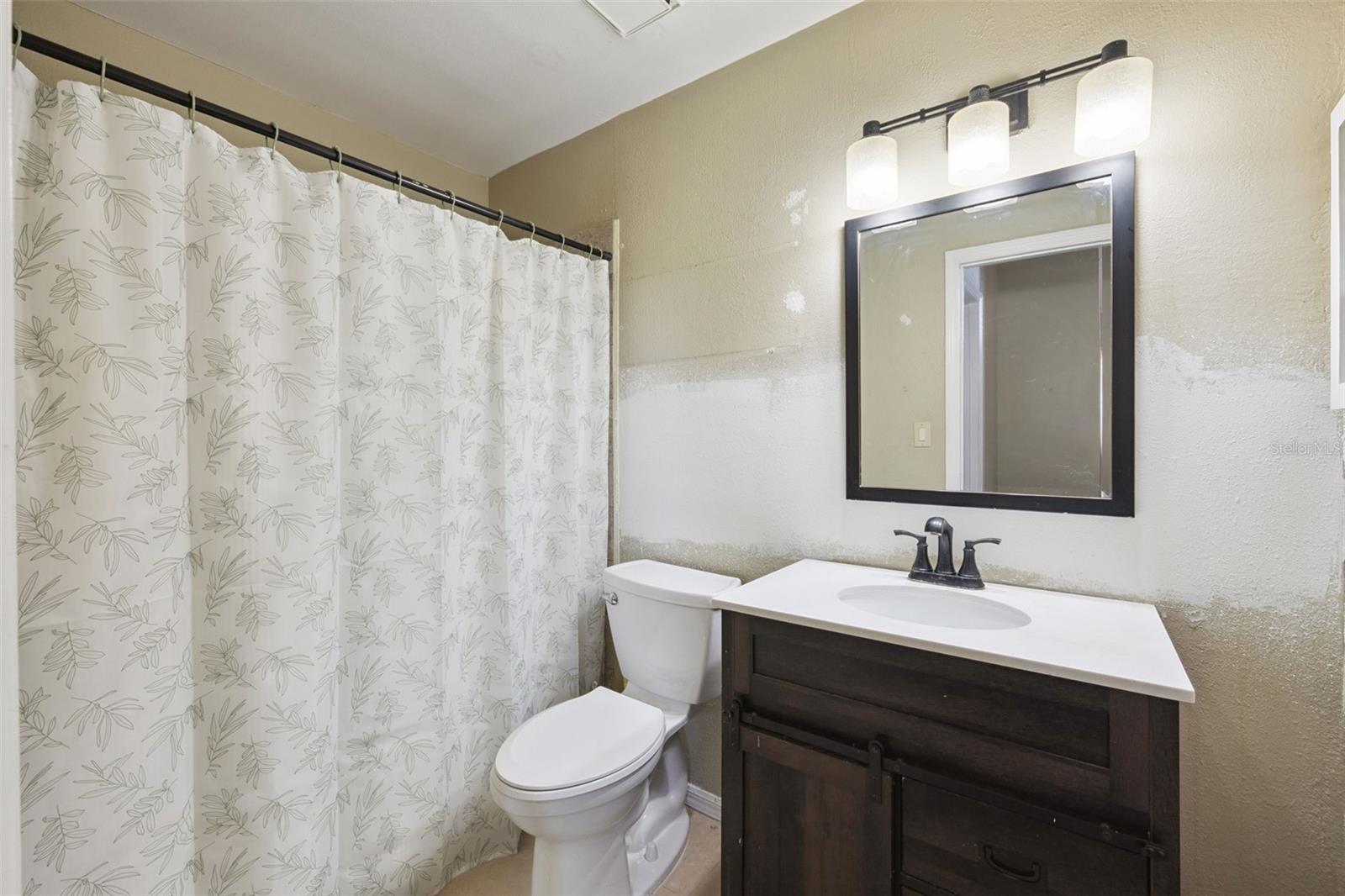 Image 17 of 20 For 6160 Westgate Drive 304