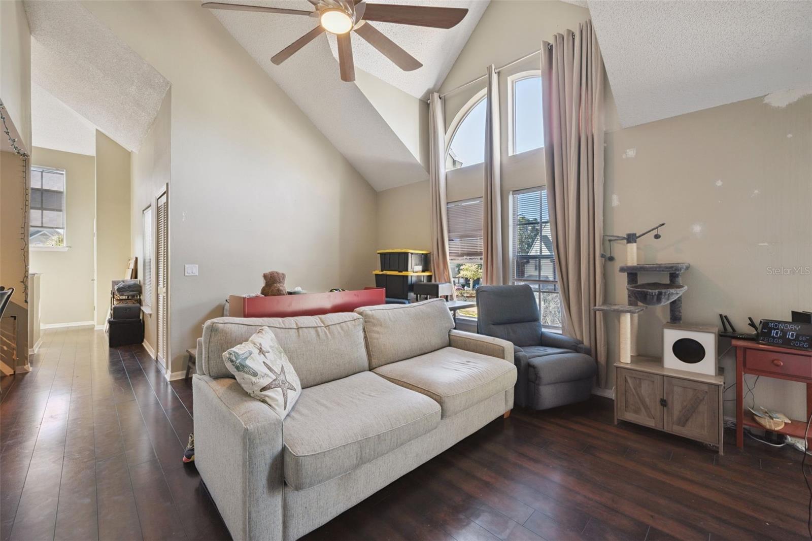 Image 3 of 20 For 6160 Westgate Drive 304