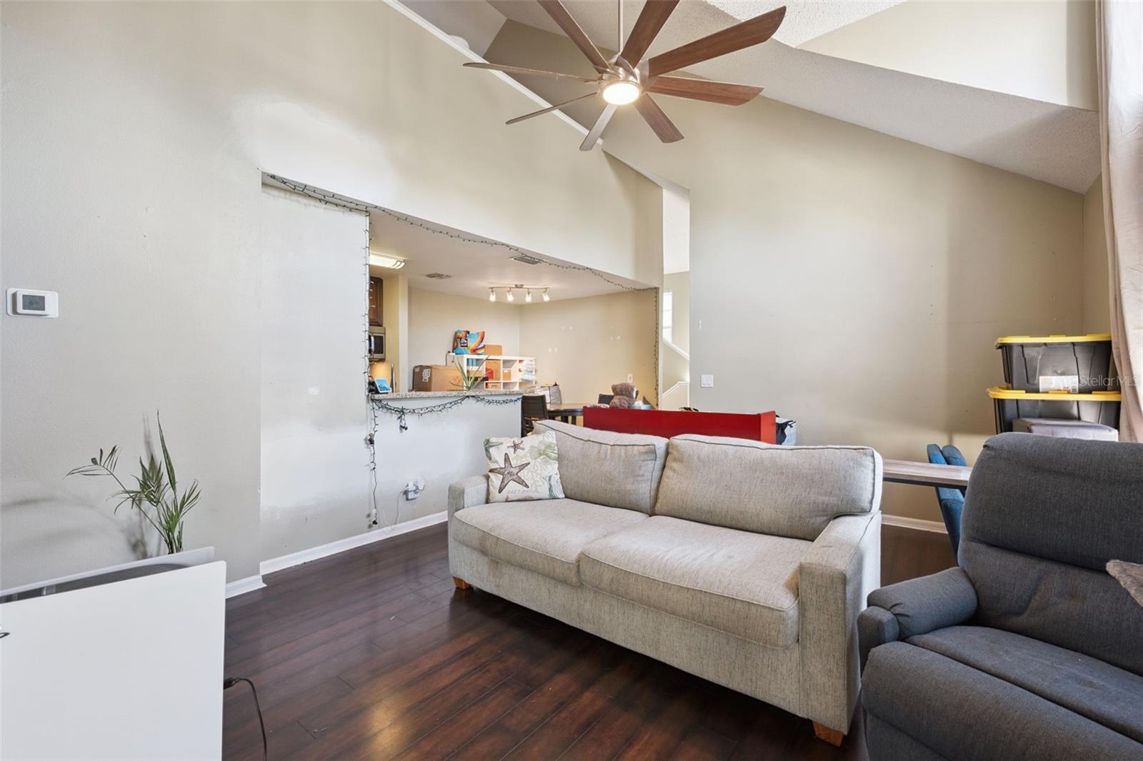 Image 4 of 20 For 6160 Westgate Drive 304