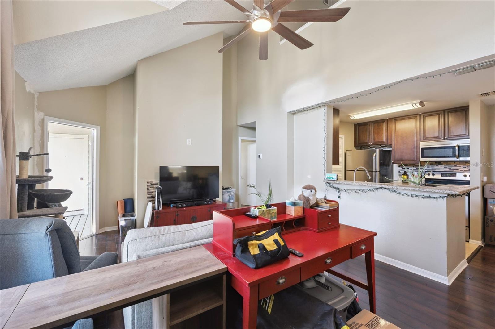 Image 6 of 20 For 6160 Westgate Drive 304