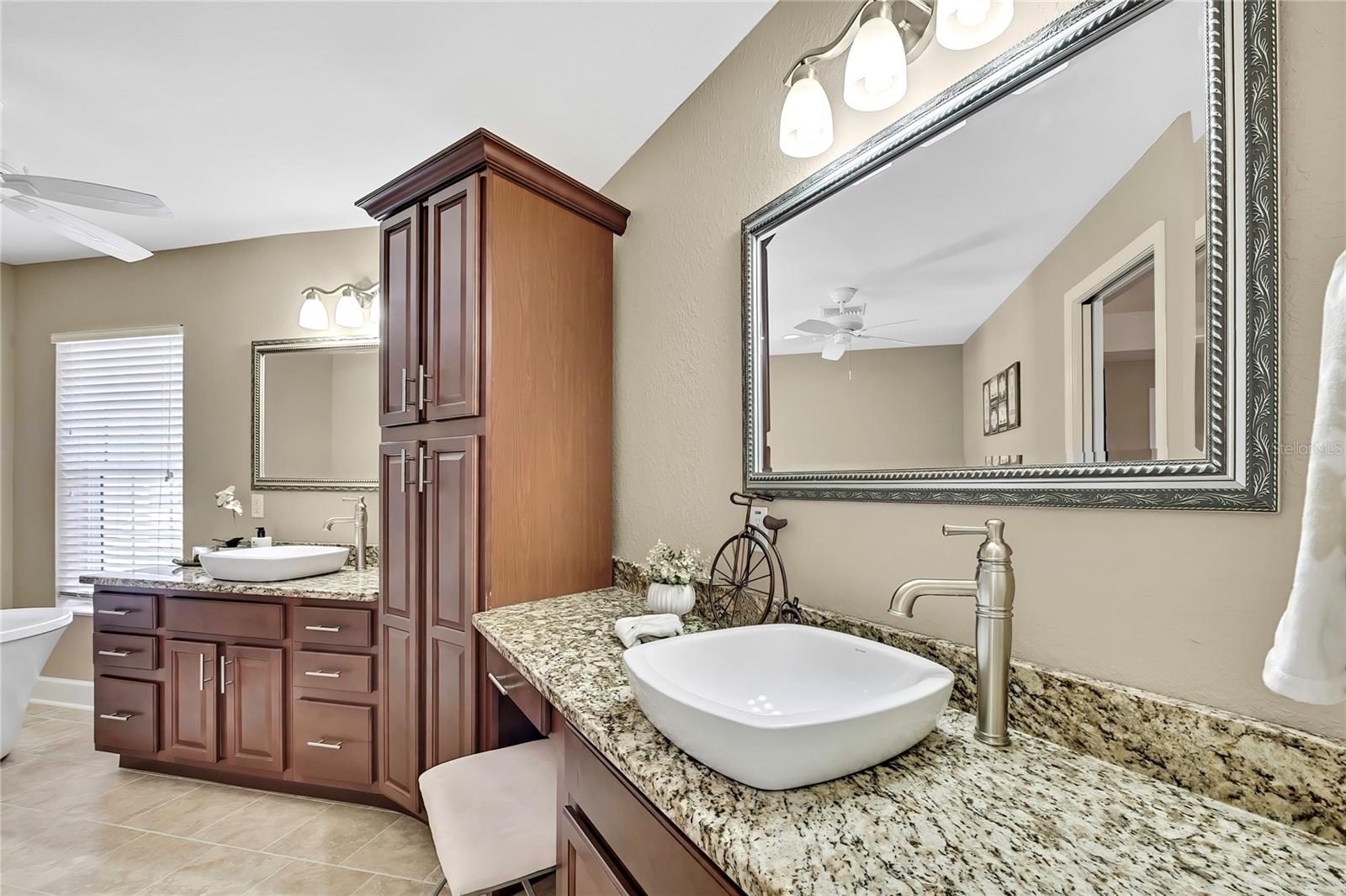 Image 26 of 60 For 11948 Blue Bayou Court 11948