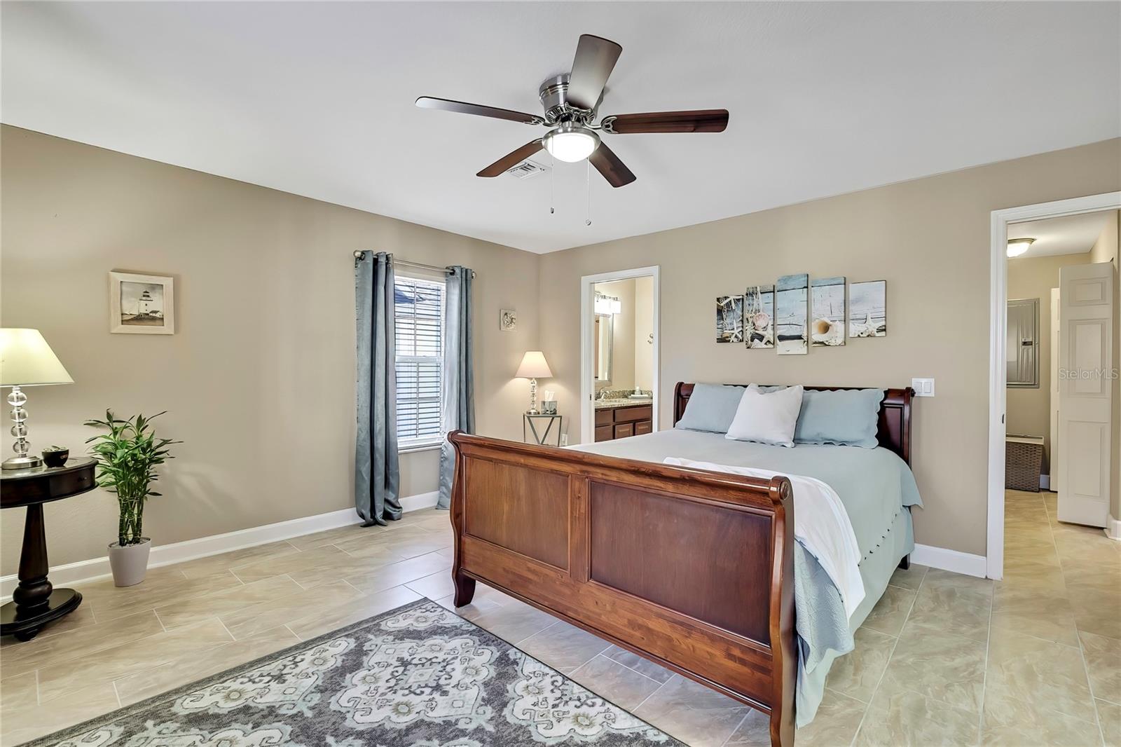 Image 38 of 60 For 11948 Blue Bayou Court 11948