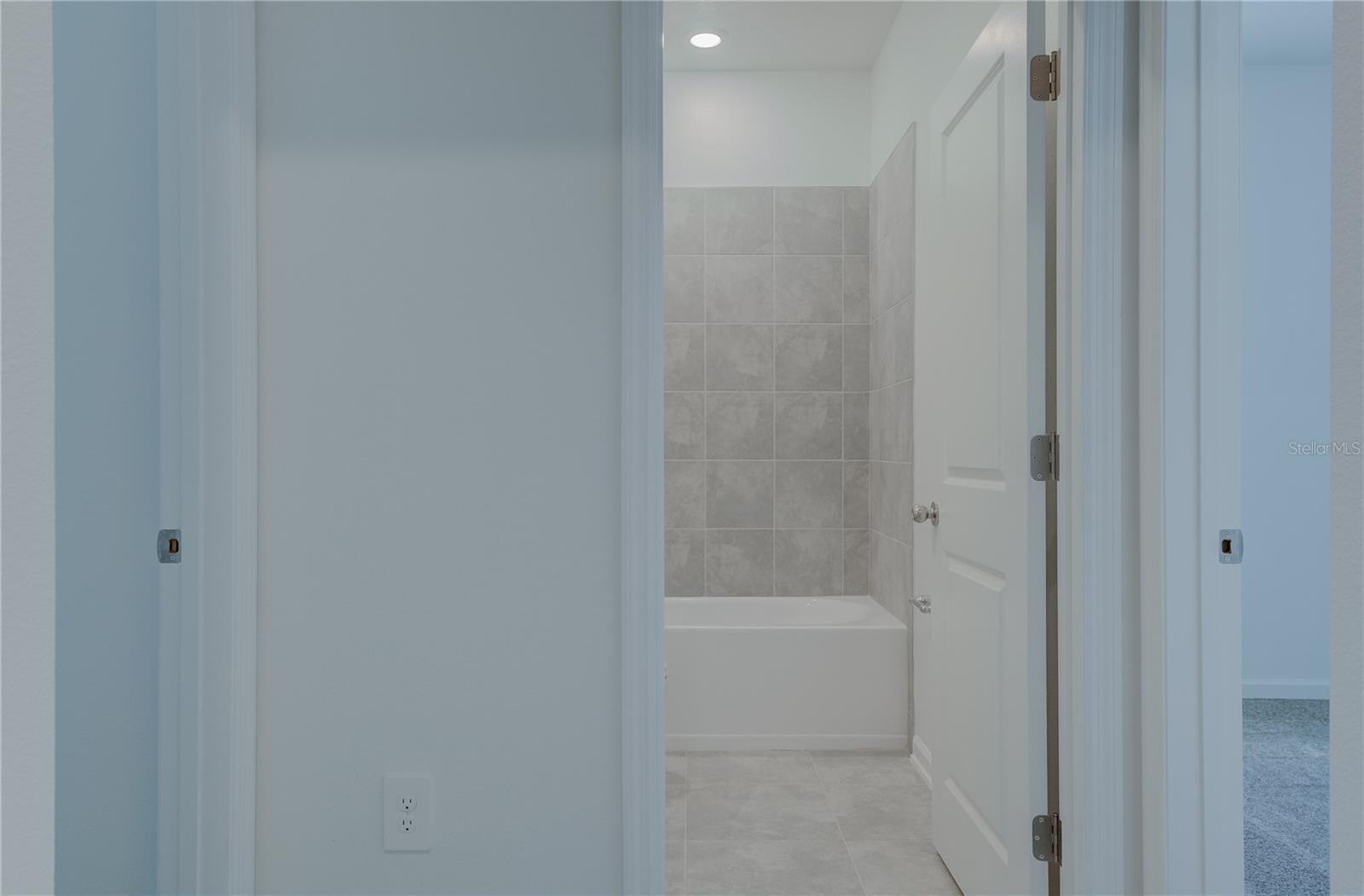 Image 10 of 38 For 1403 Brentwood Drive