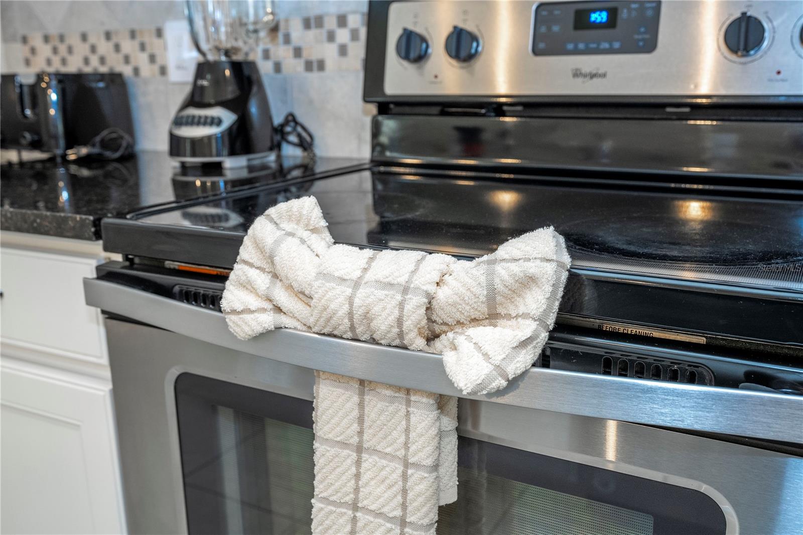 Image 34 of 70 For 9013 Rhodes Street