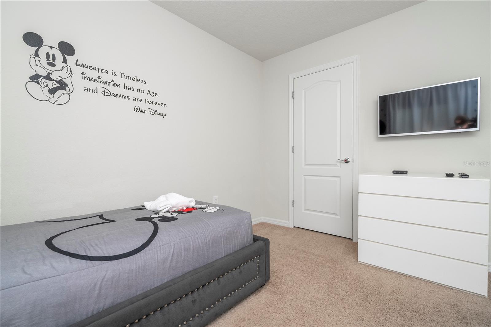 Image 64 of 70 For 9013 Rhodes Street