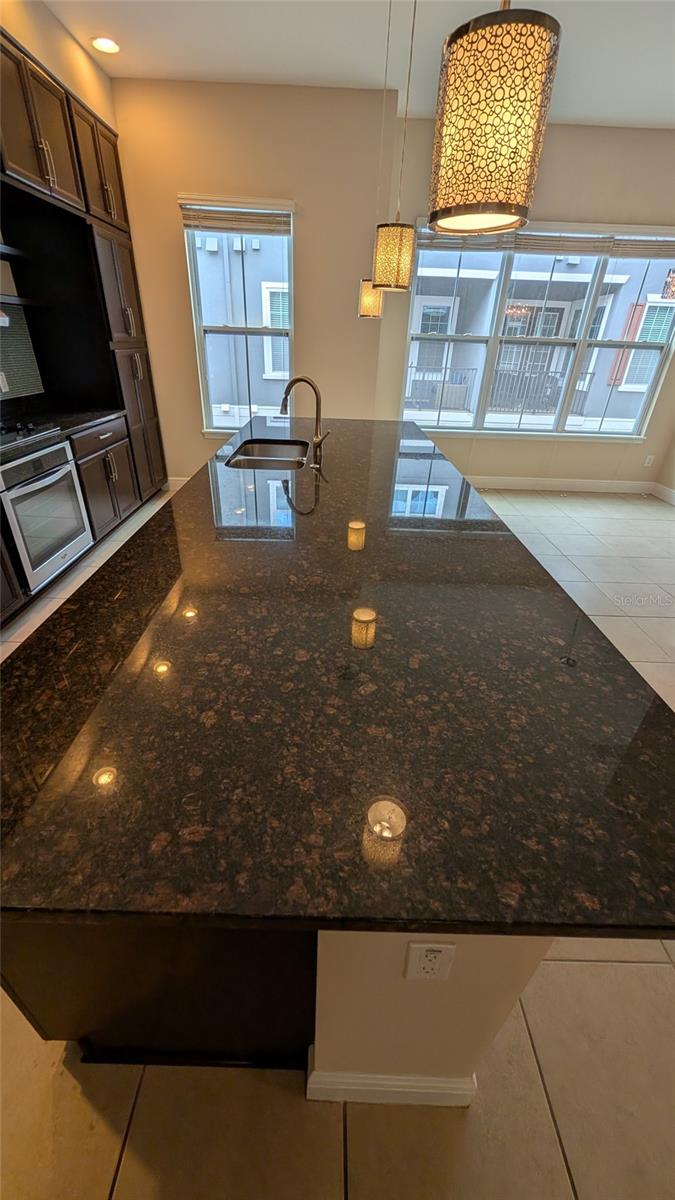 Image 12 of 51 For 584 Scotia Place