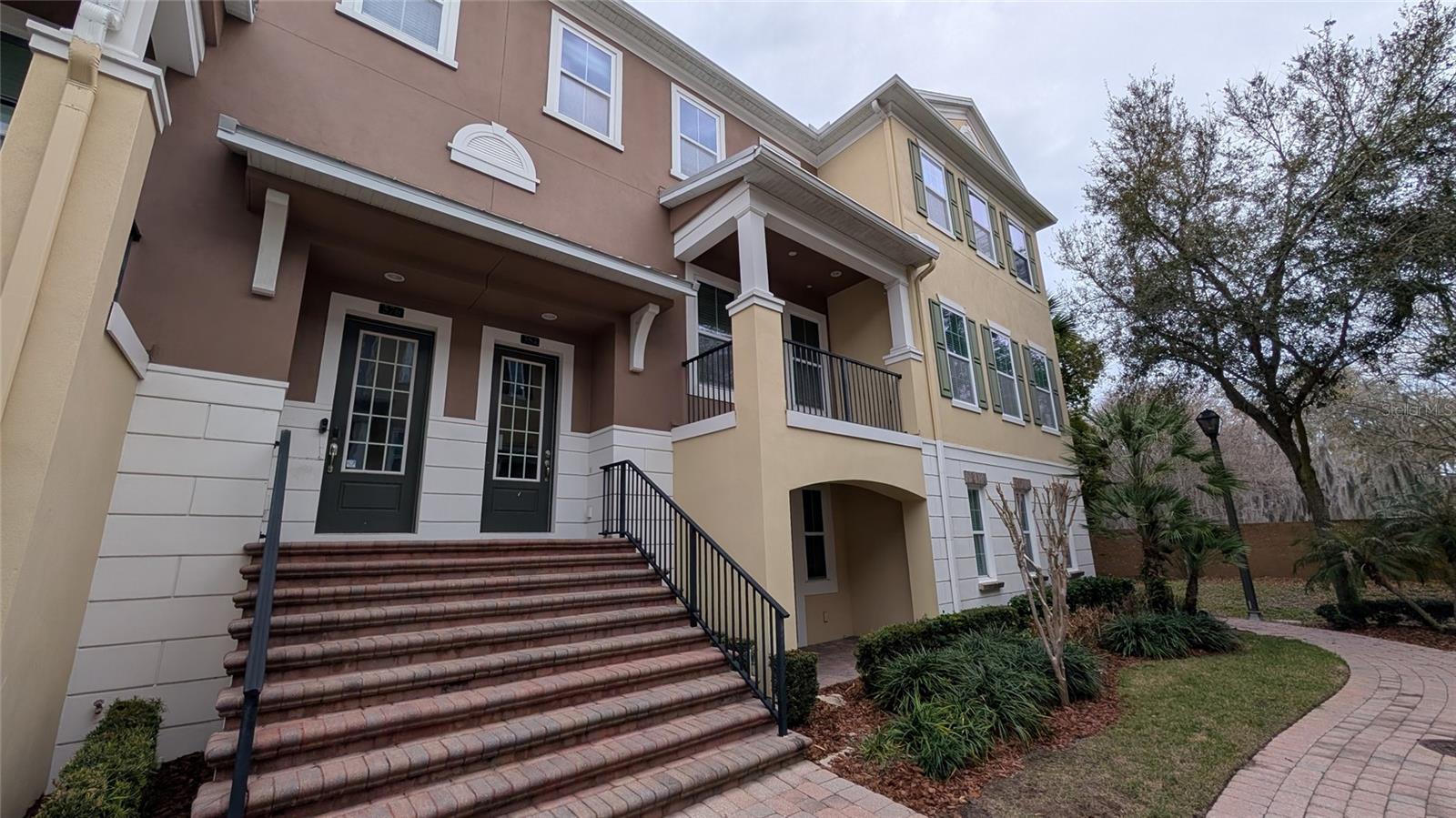 Image 2 of 51 For 584 Scotia Place