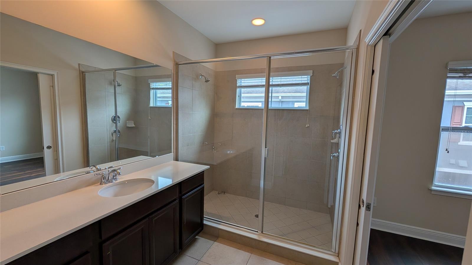 Image 22 of 51 For 584 Scotia Place