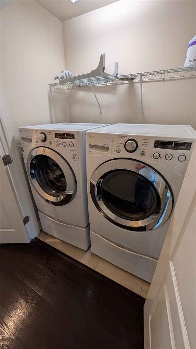 Image 30 of 51 For 584 Scotia Place