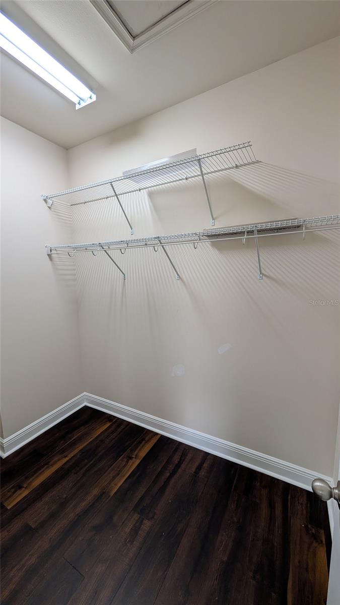 Image 36 of 51 For 584 Scotia Place