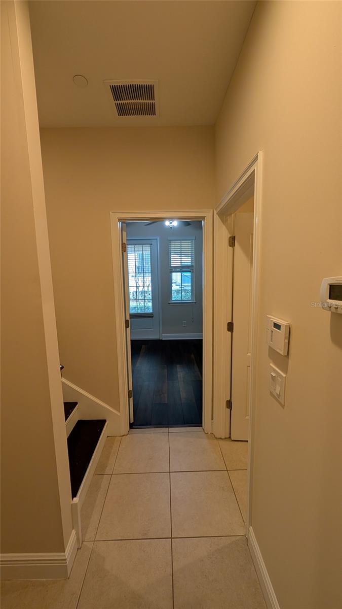 Image 41 of 51 For 584 Scotia Place