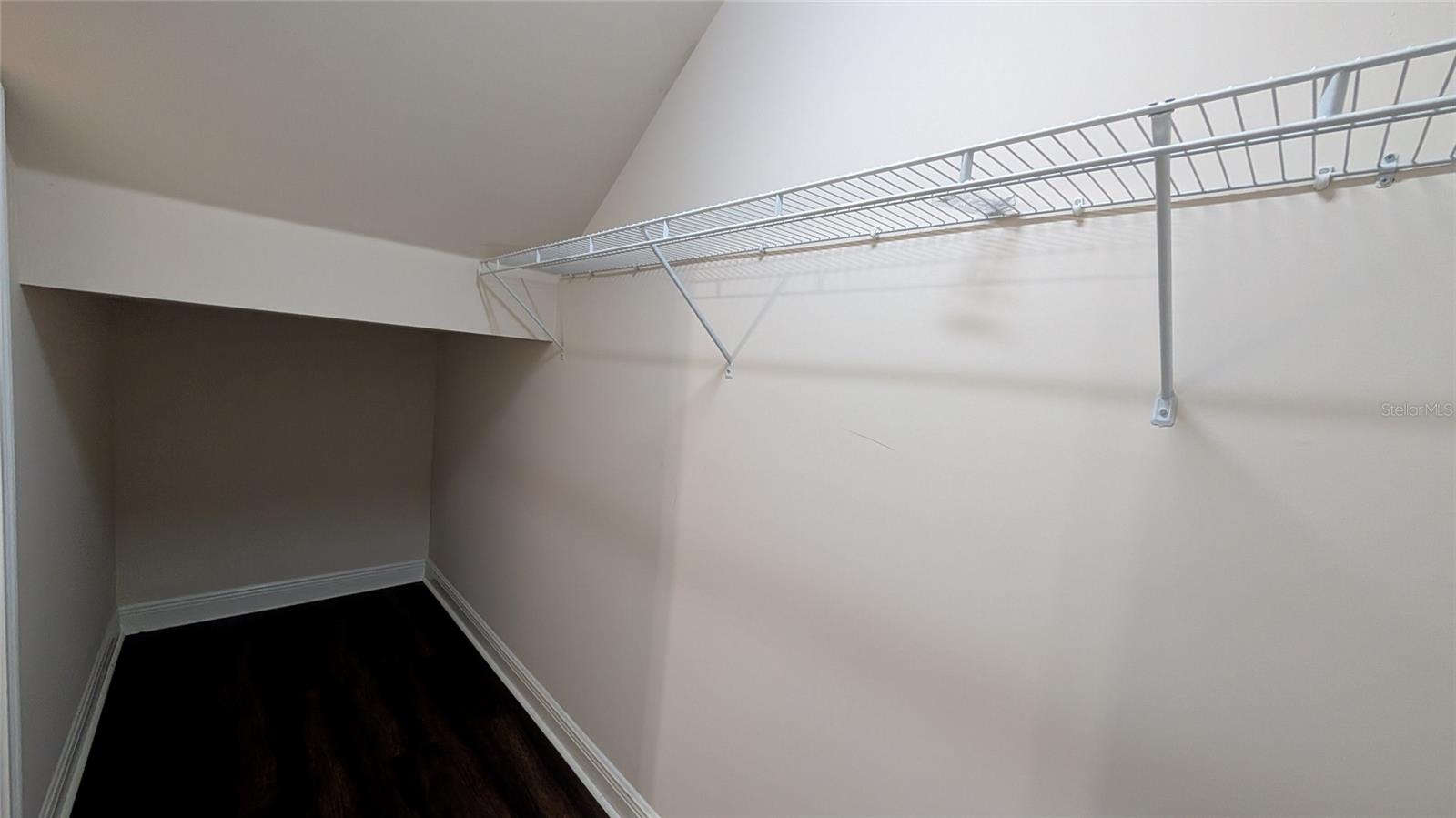 Image 46 of 51 For 584 Scotia Place