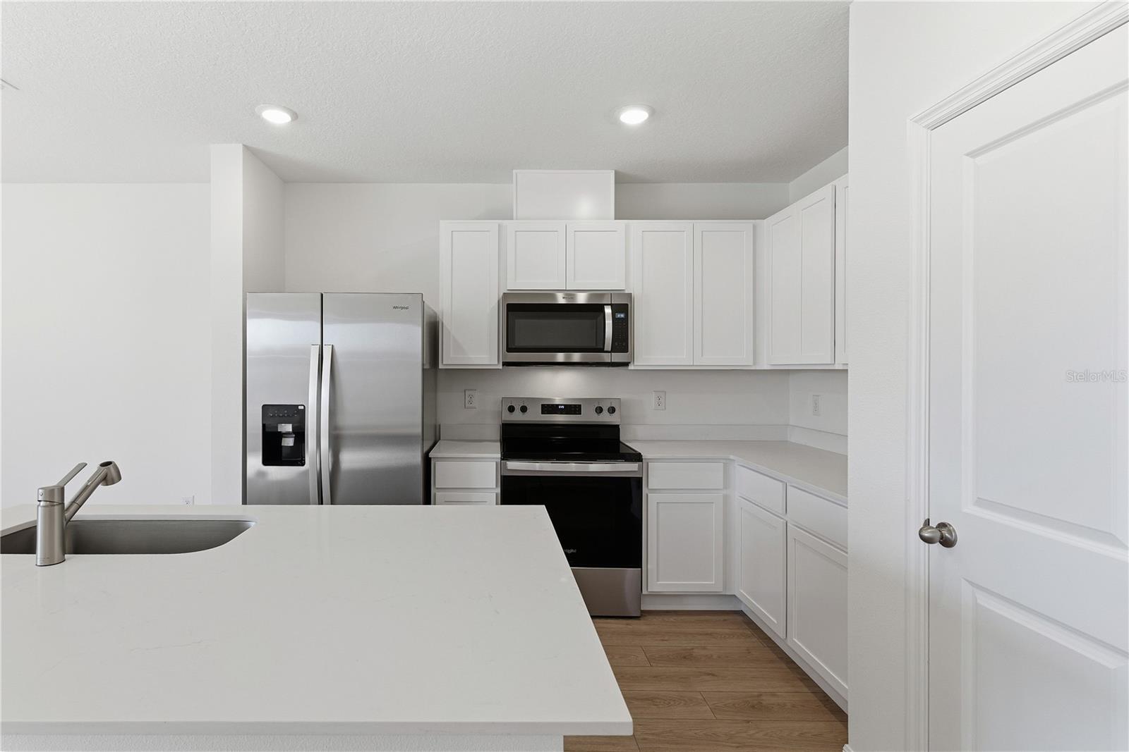 Image 6 of 31 For 564 Preston Cove Drive