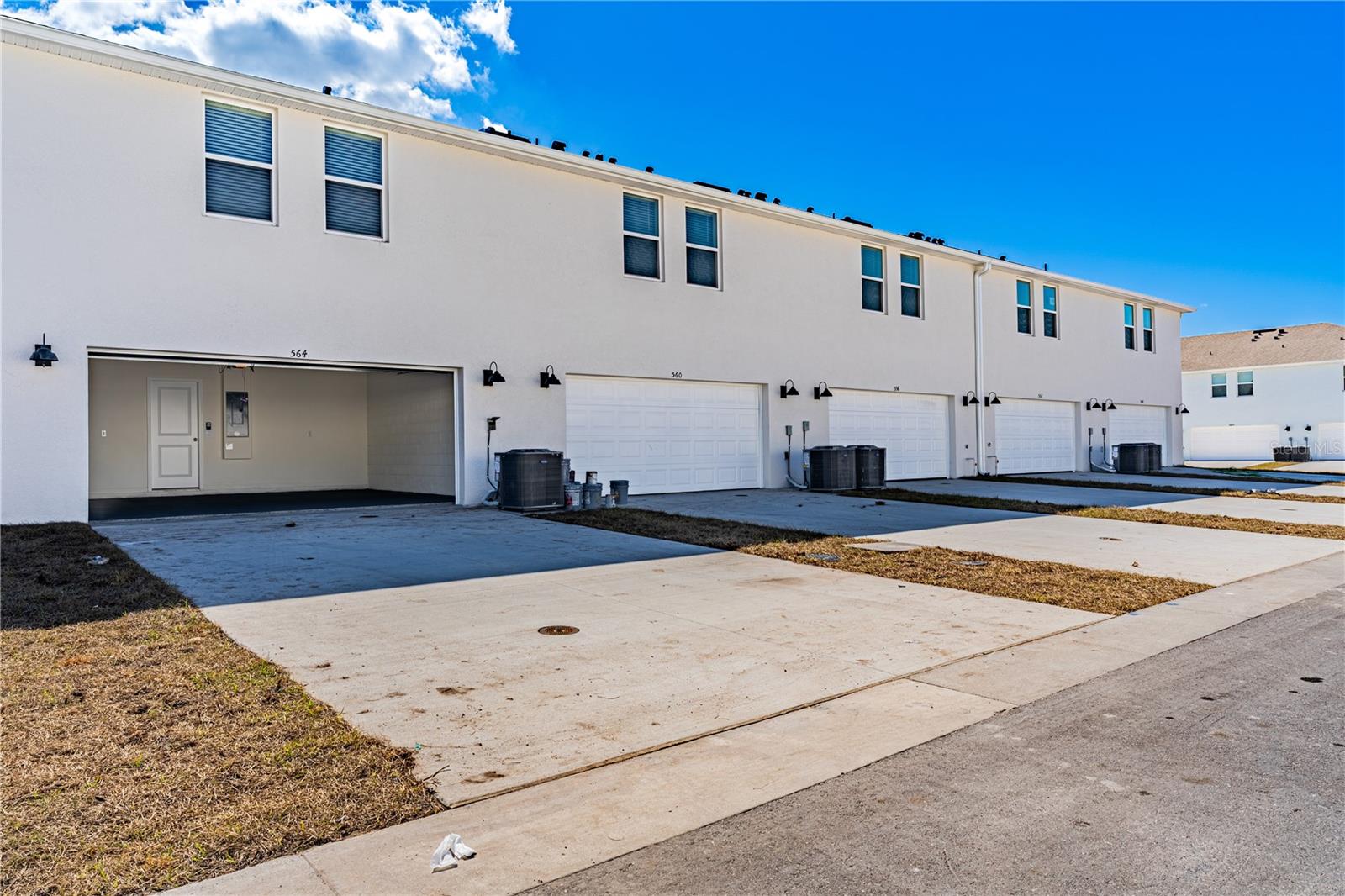 Image 9 of 31 For 564 Preston Cove Drive