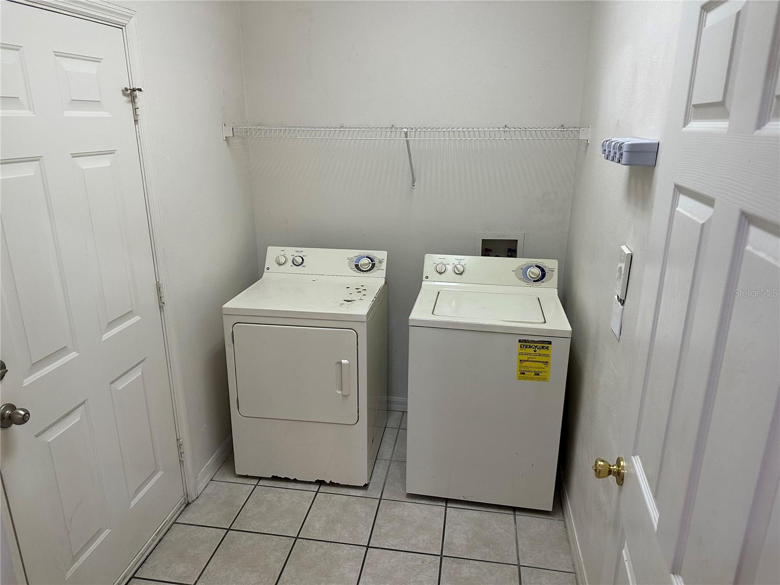 Image 10 of 15 For 1842 Island Walk Drive