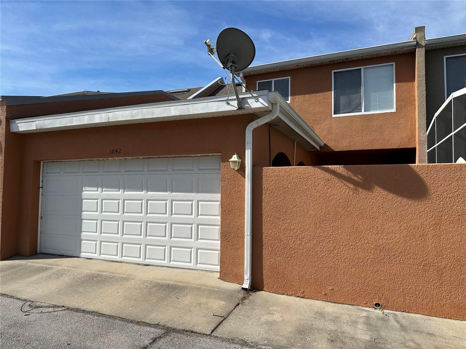 Image 11 of 15 For 1842 Island Walk Drive