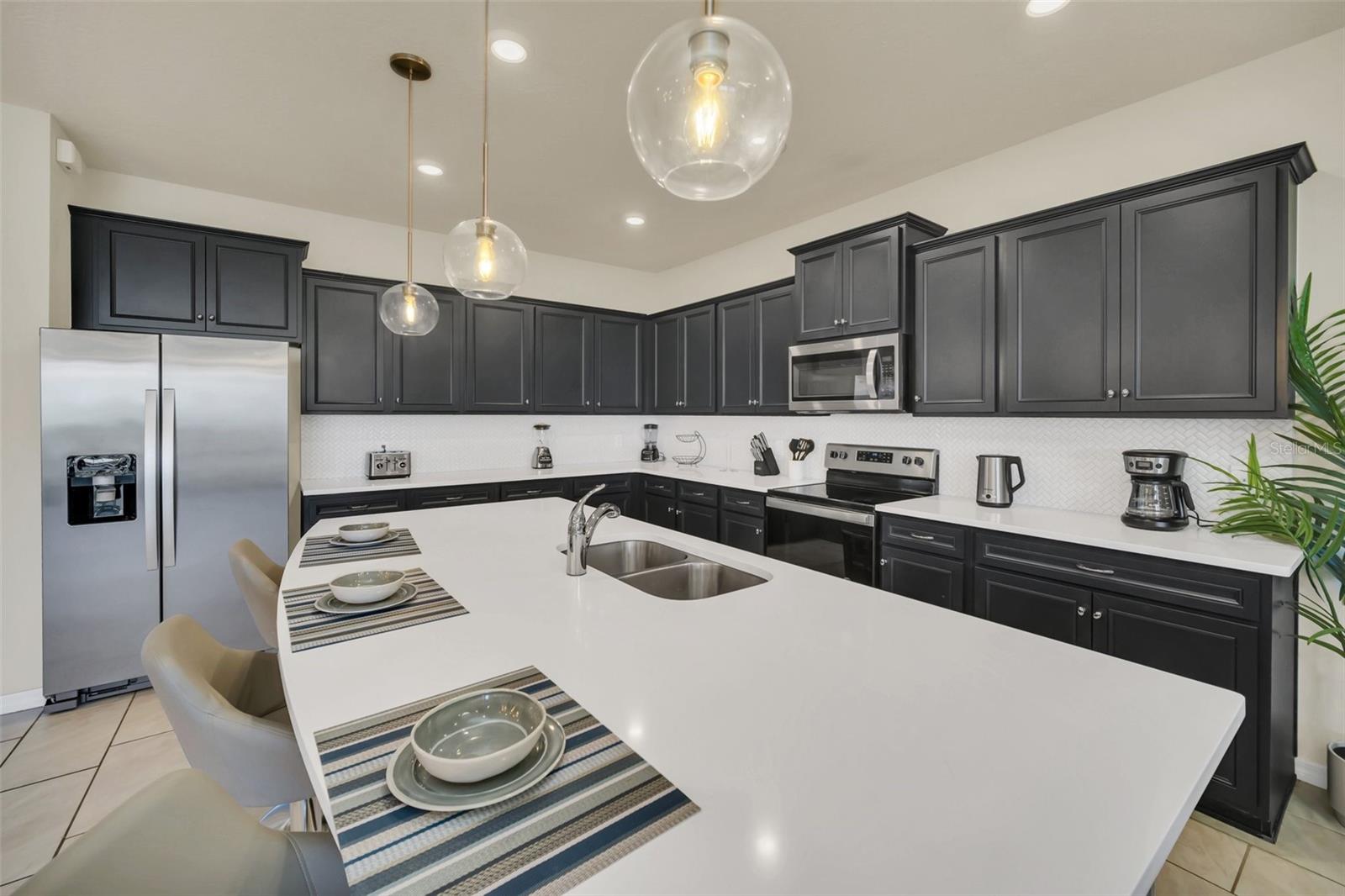 Image 10 of 98 For 2120 Lelani Circle