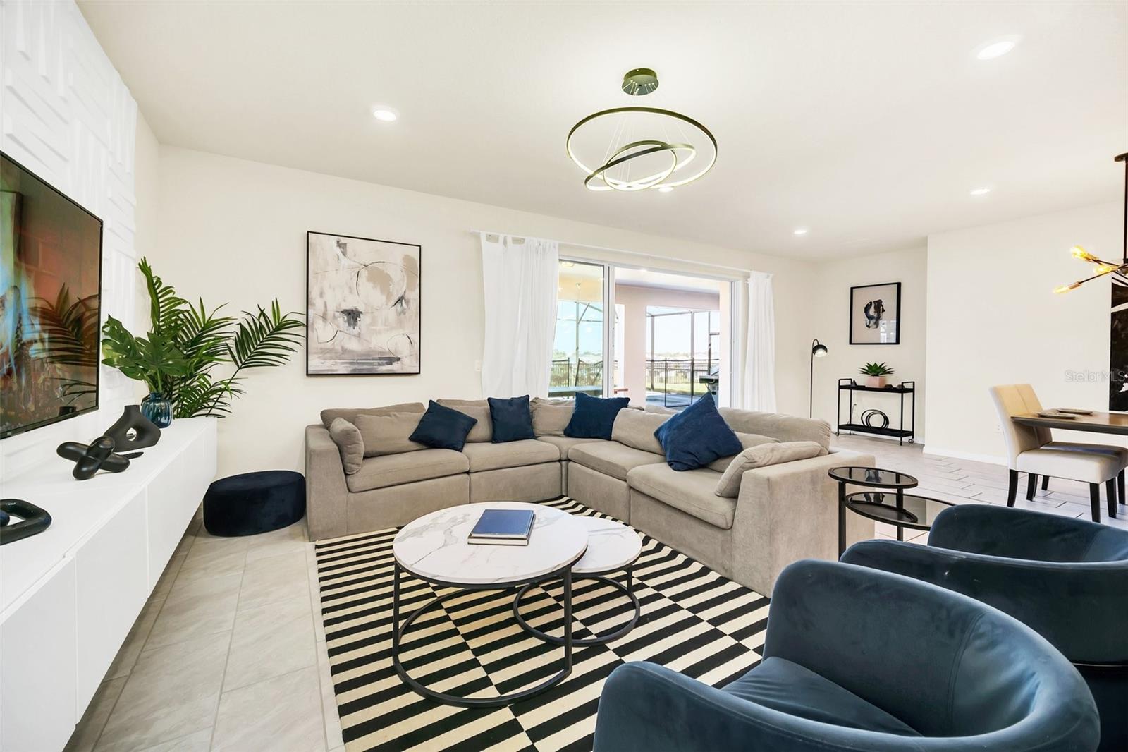 Image 20 of 98 For 2120 Lelani Circle