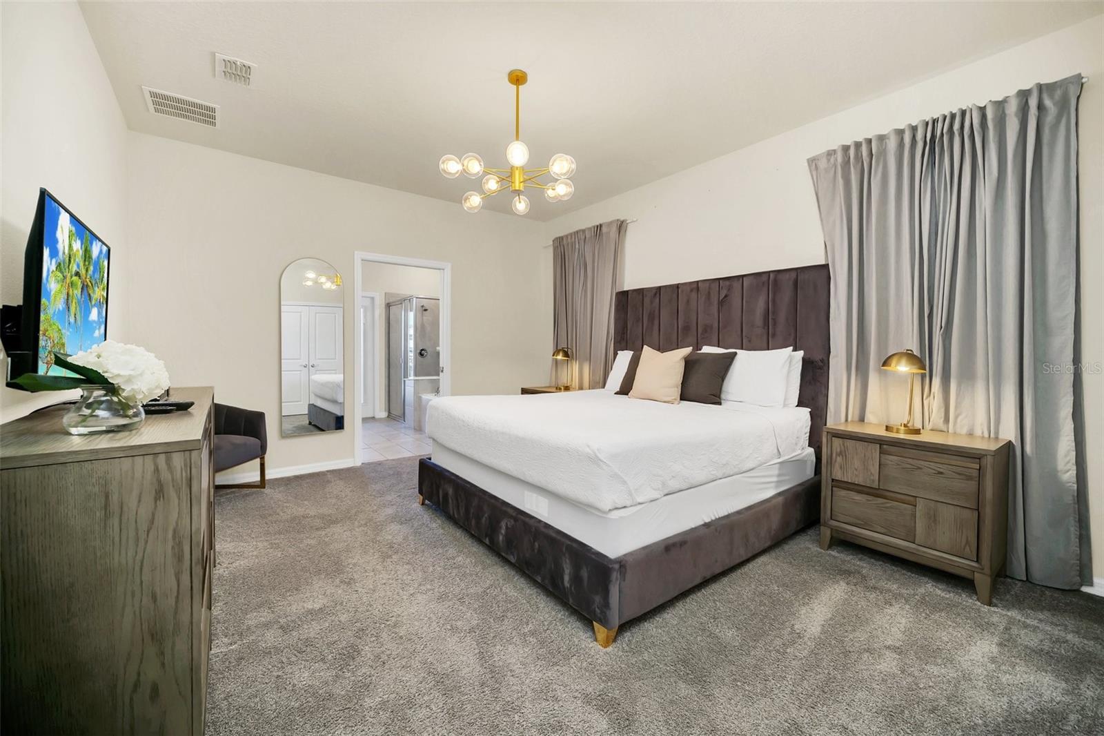 Image 21 of 98 For 2120 Lelani Circle