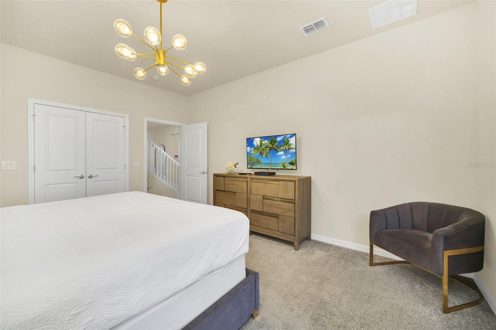 Image 22 of 98 For 2120 Lelani Circle