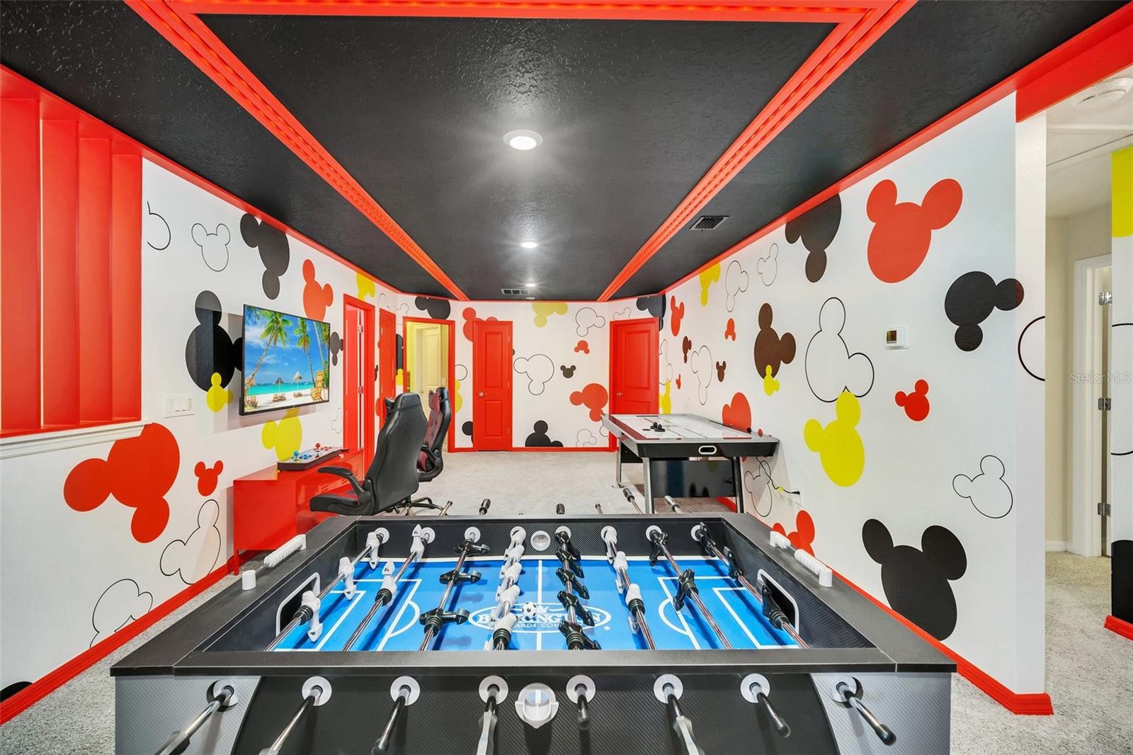 Image 32 of 98 For 2120 Lelani Circle