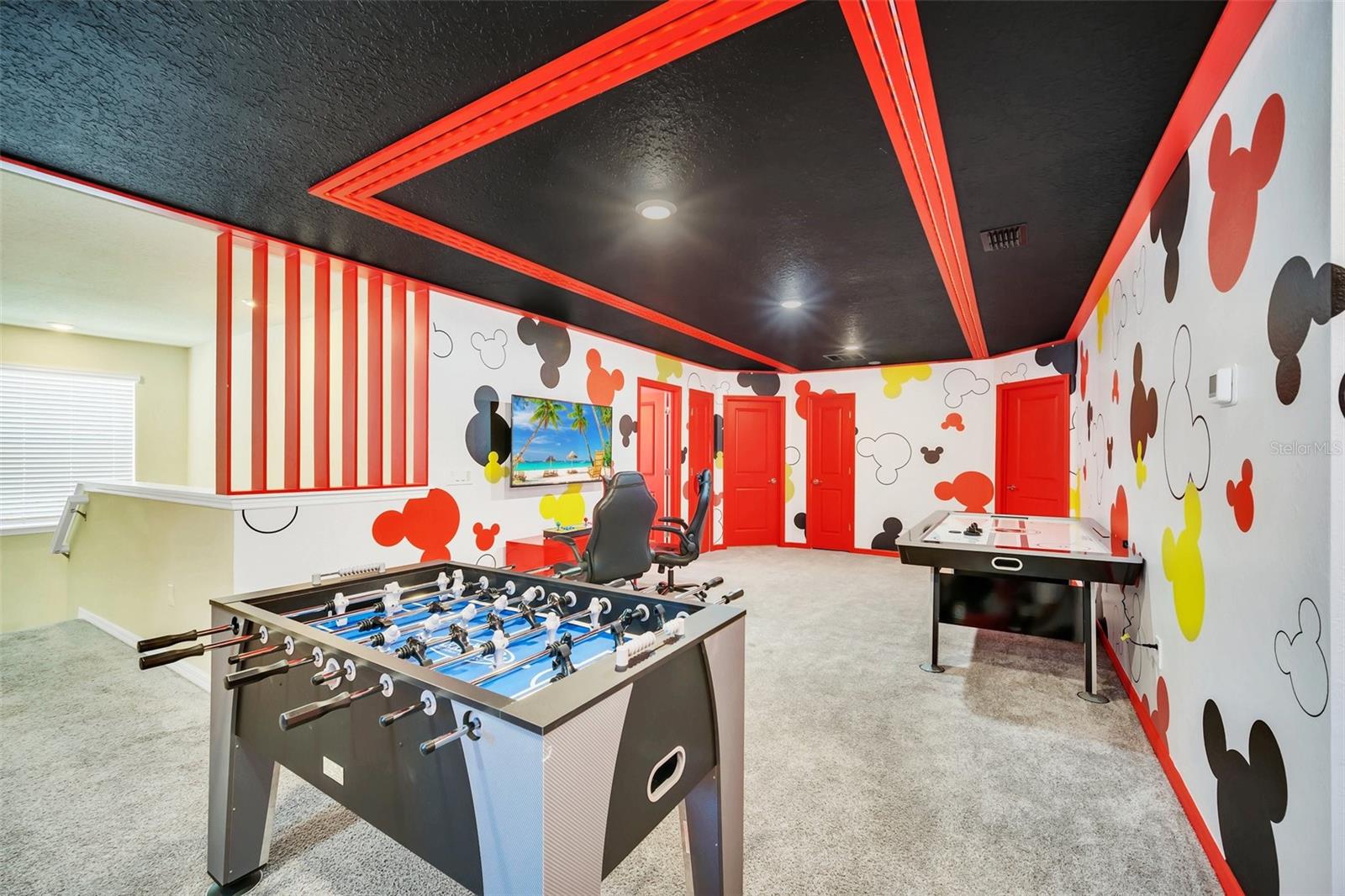 Image 33 of 98 For 2120 Lelani Circle