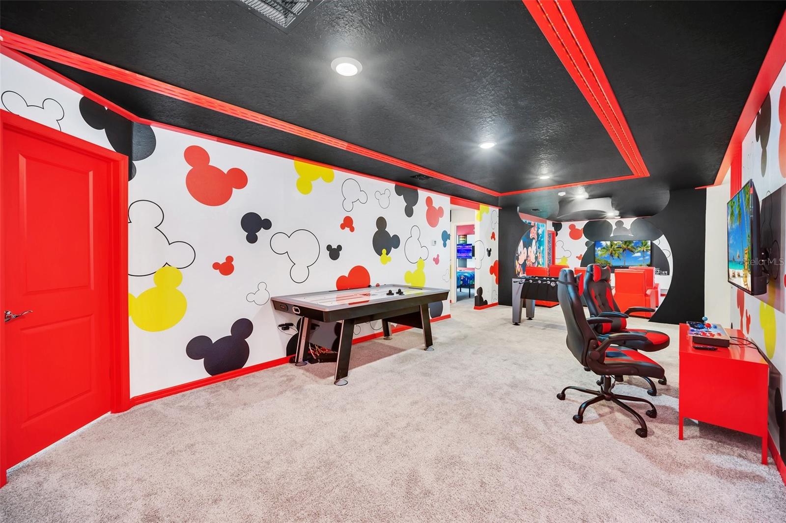 Image 35 of 98 For 2120 Lelani Circle