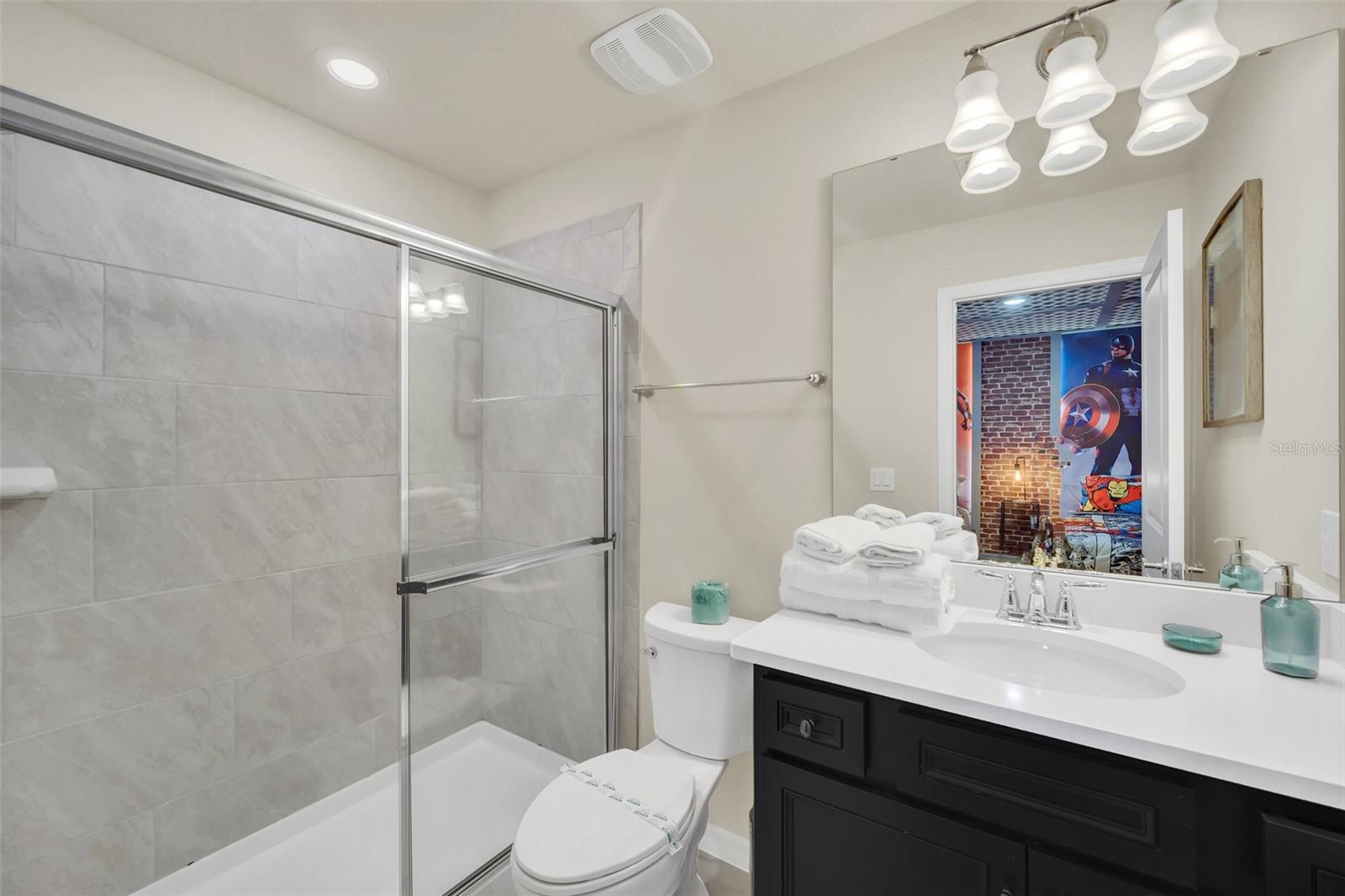 Image 44 of 98 For 2120 Lelani Circle