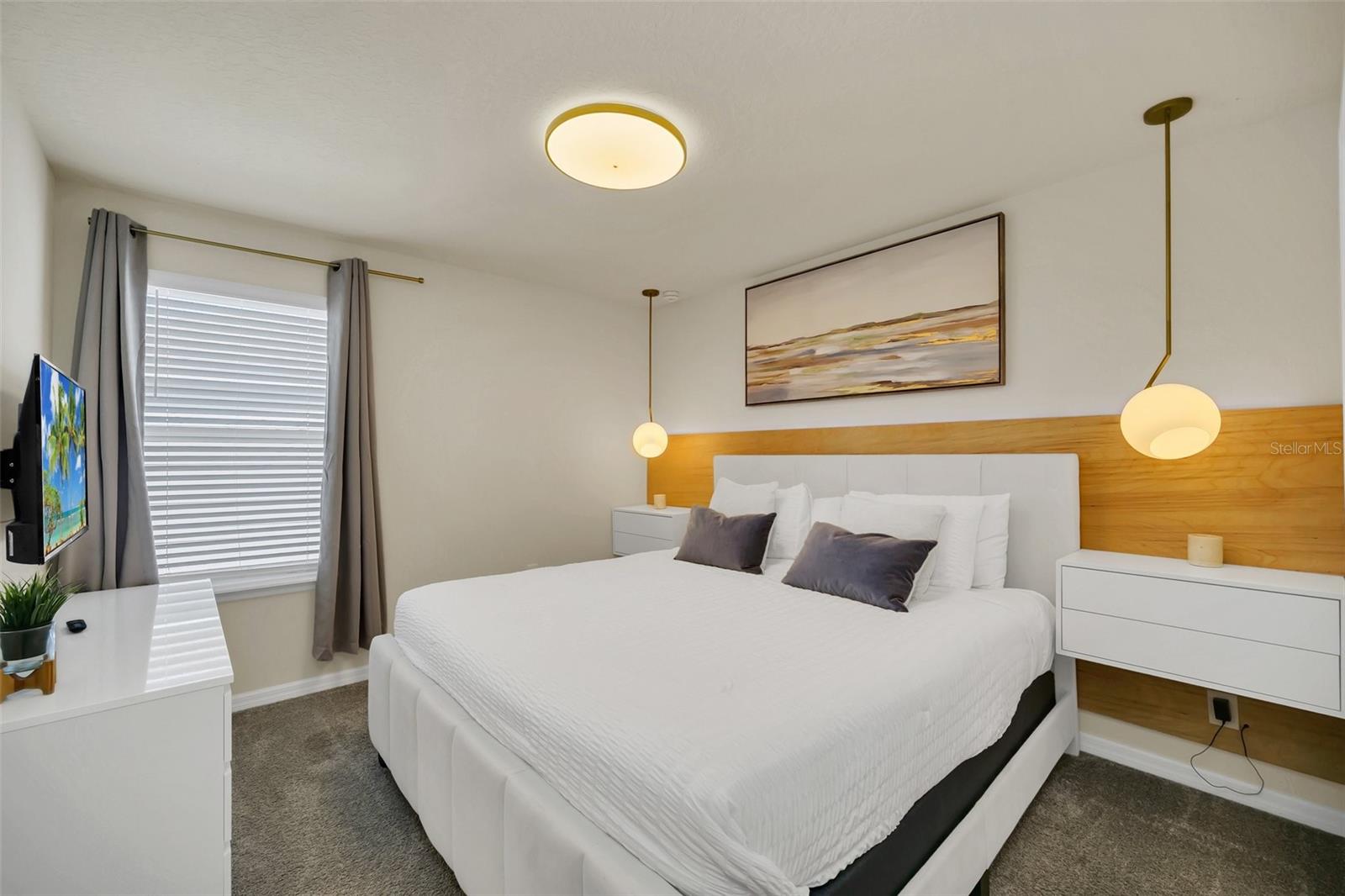 Image 48 of 98 For 2120 Lelani Circle