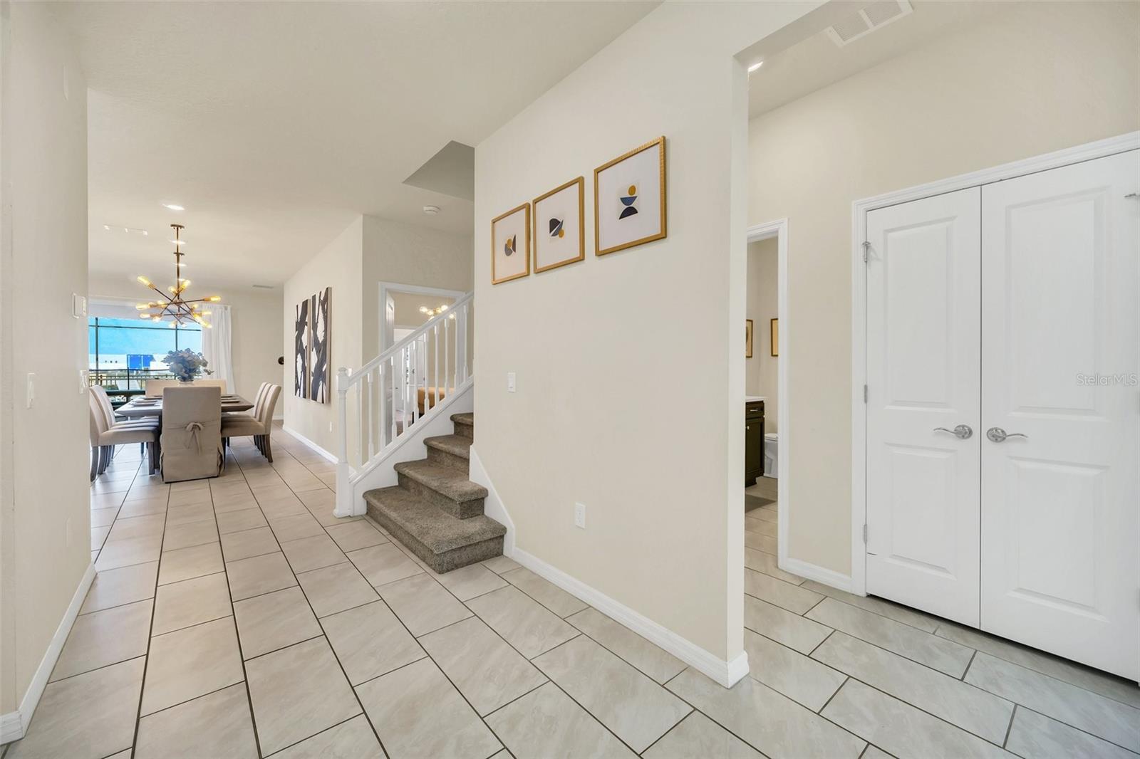 Image 5 of 98 For 2120 Lelani Circle