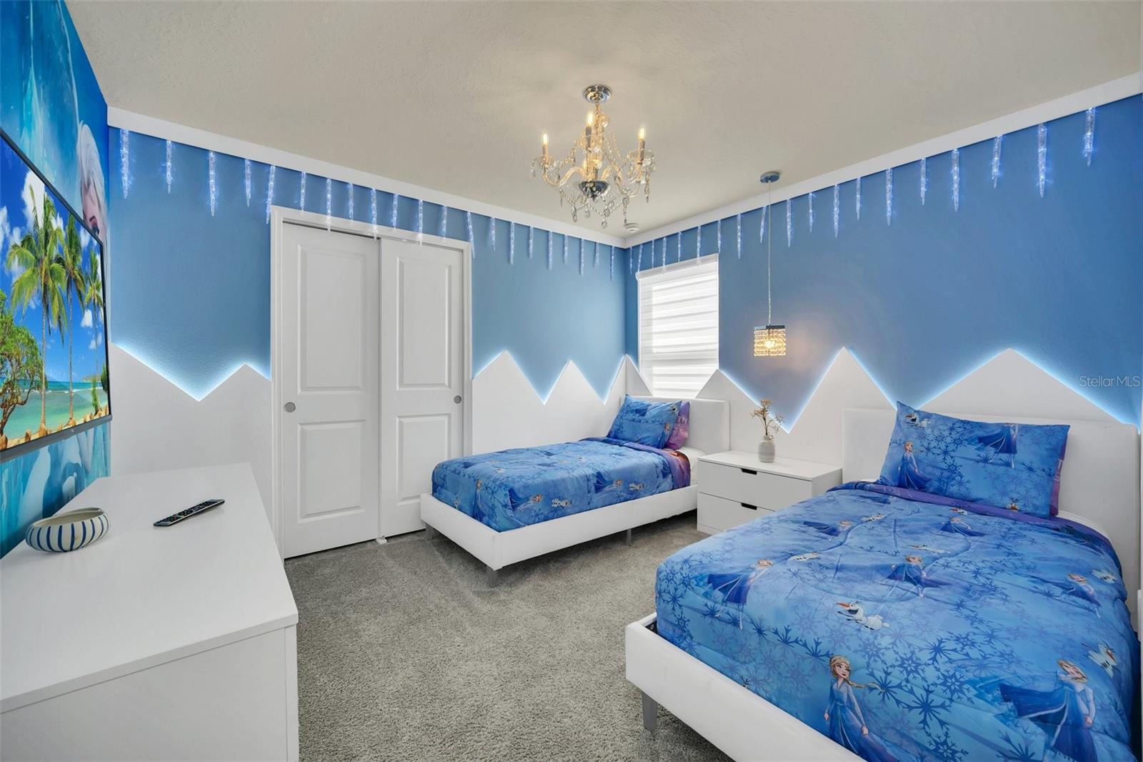 Image 61 of 98 For 2120 Lelani Circle