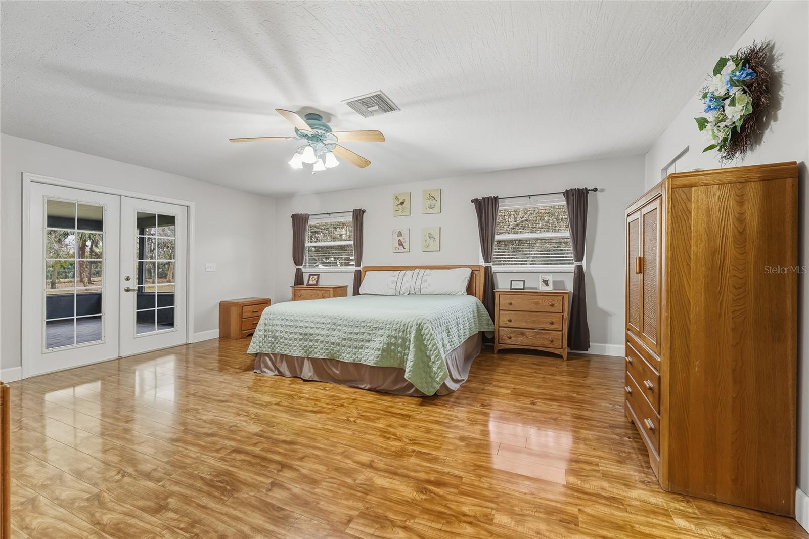 Image 23 of 45 For 2285 Maine Street