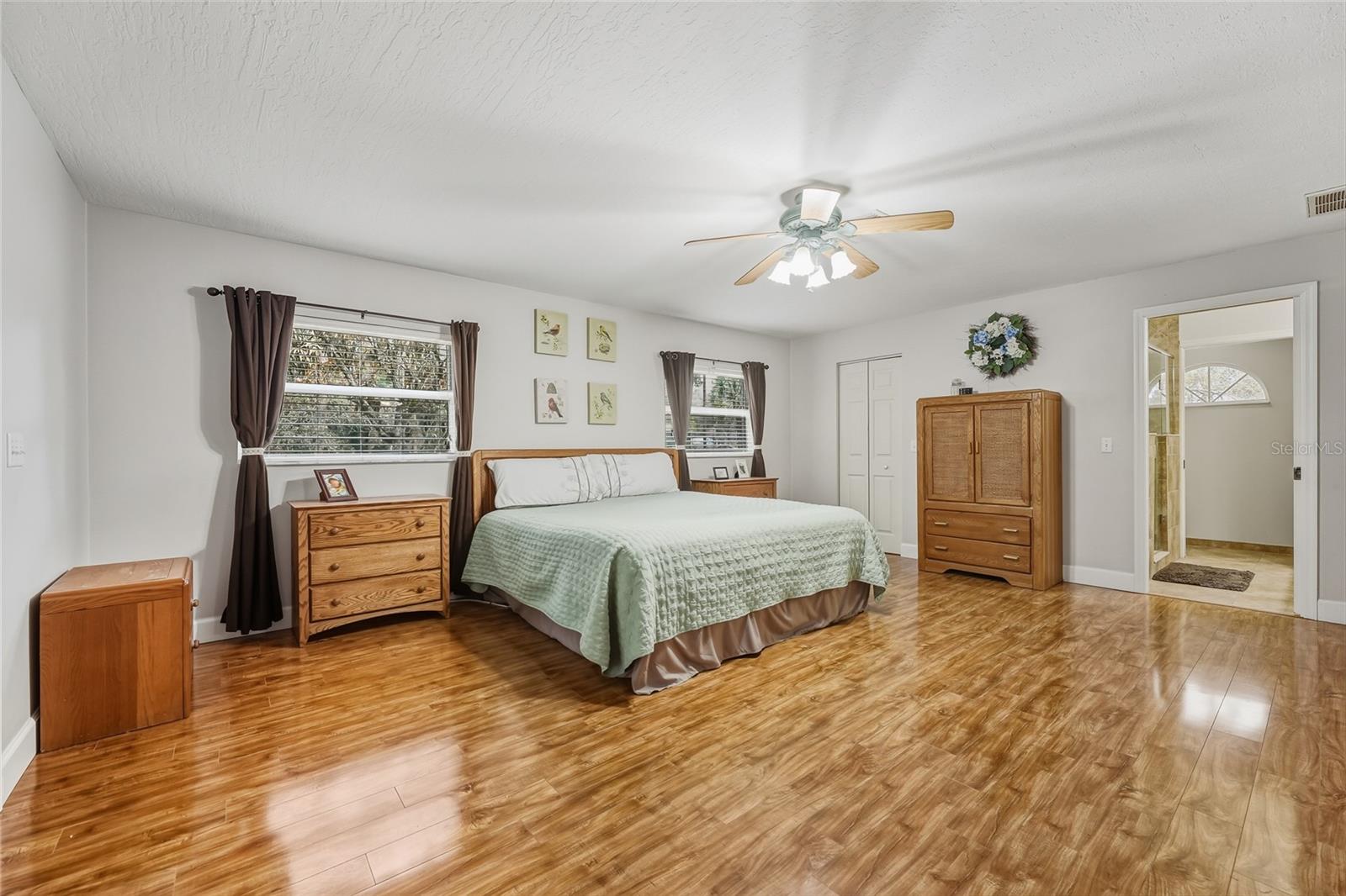 Image 24 of 45 For 2285 Maine Street