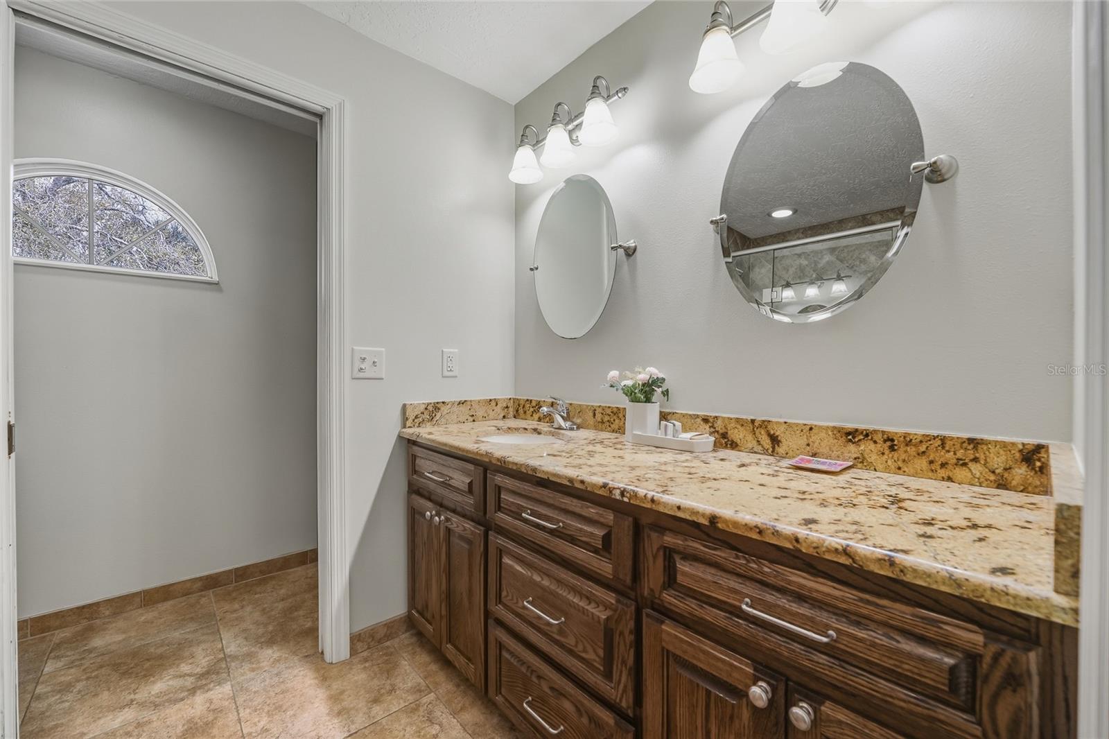 Image 27 of 45 For 2285 Maine Street