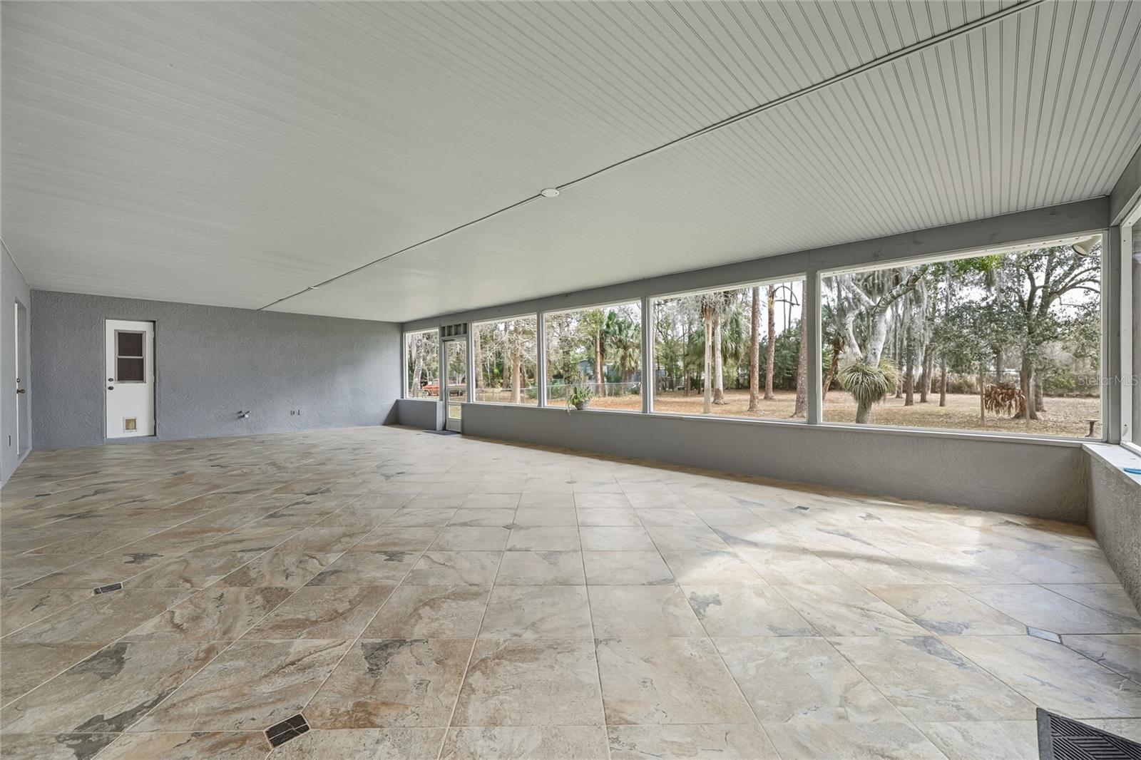 Image 36 of 45 For 2285 Maine Street