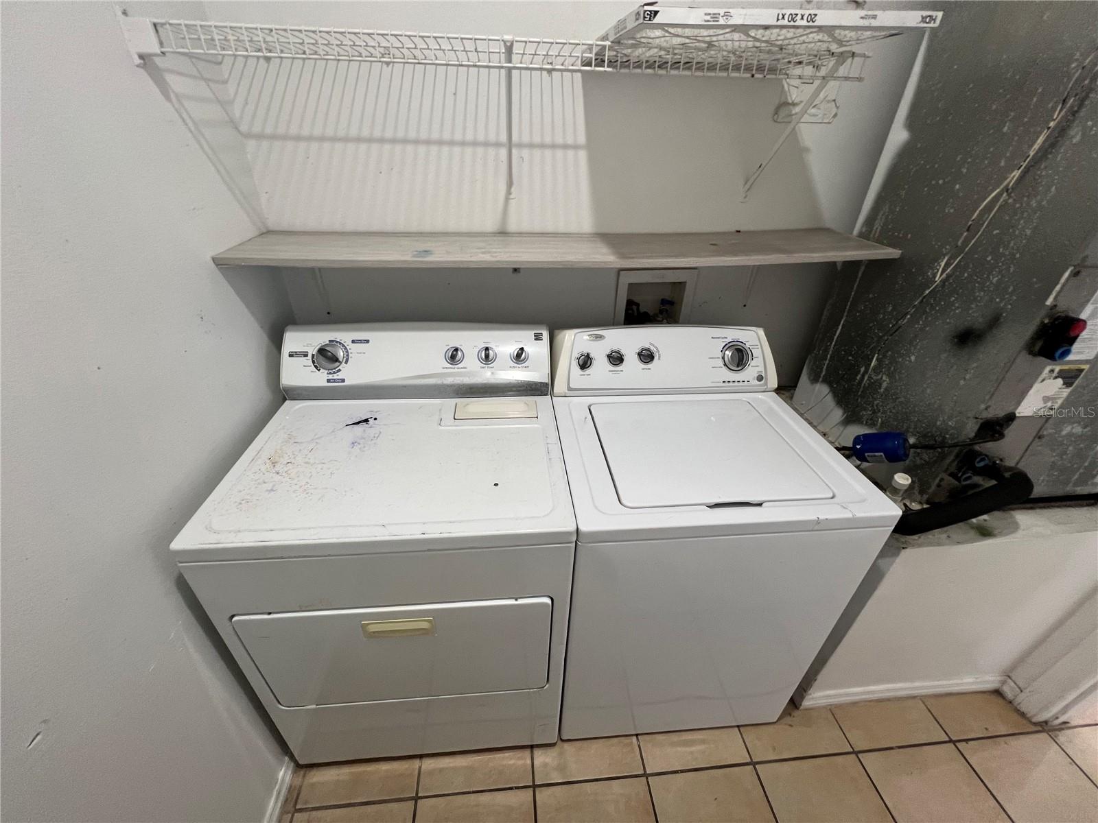 Image 10 of 19 For 617 Lake Biscayne Way