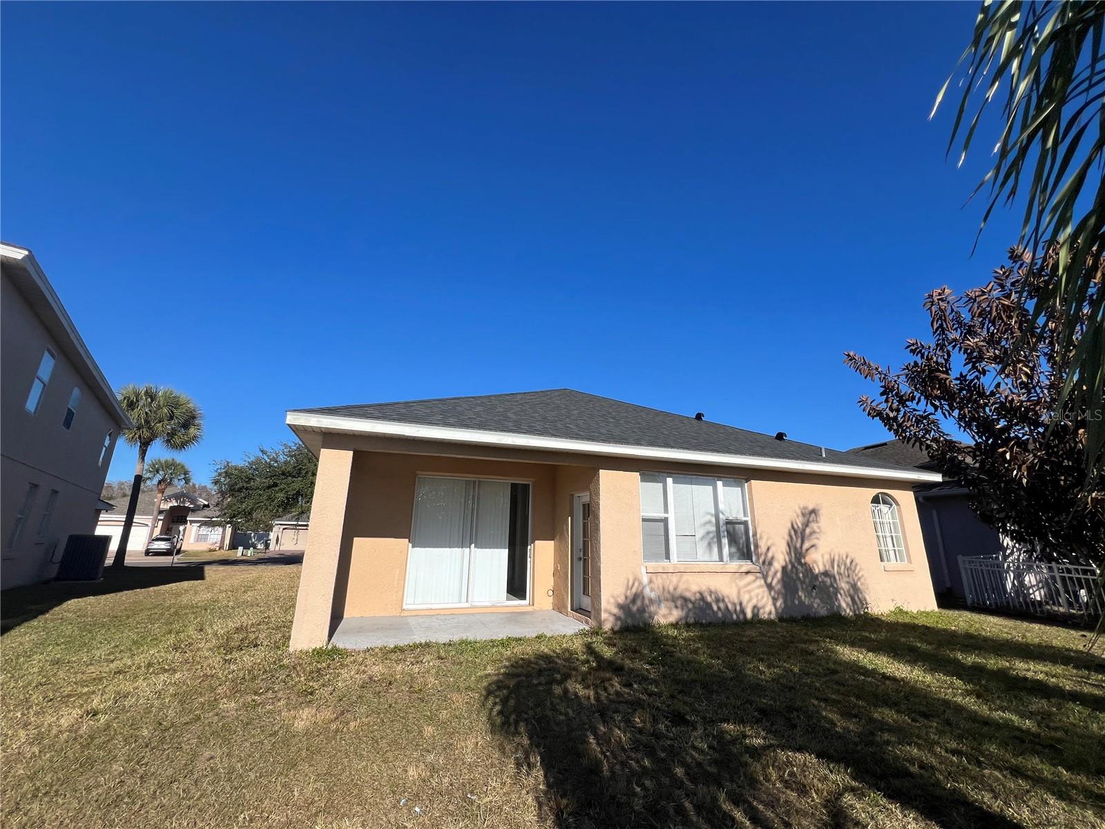 Image 16 of 19 For 617 Lake Biscayne Way