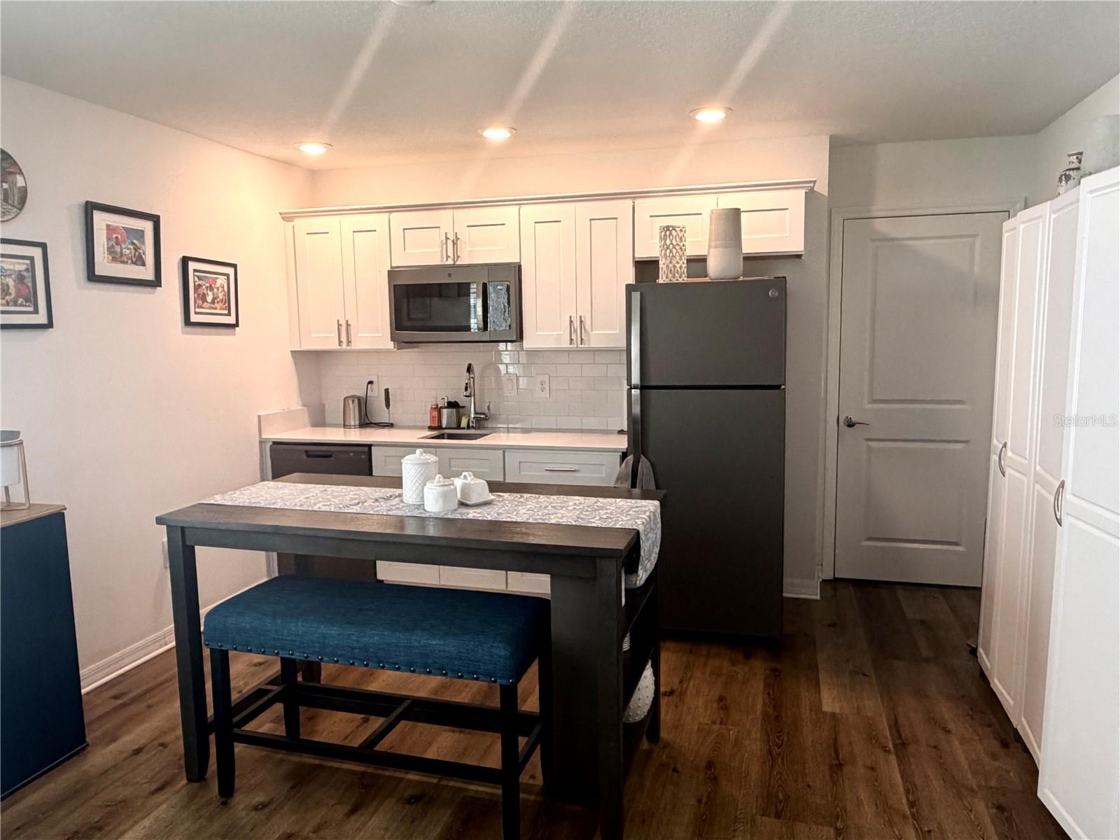 Image 16 of 29 For 5325 Red Coral Circle