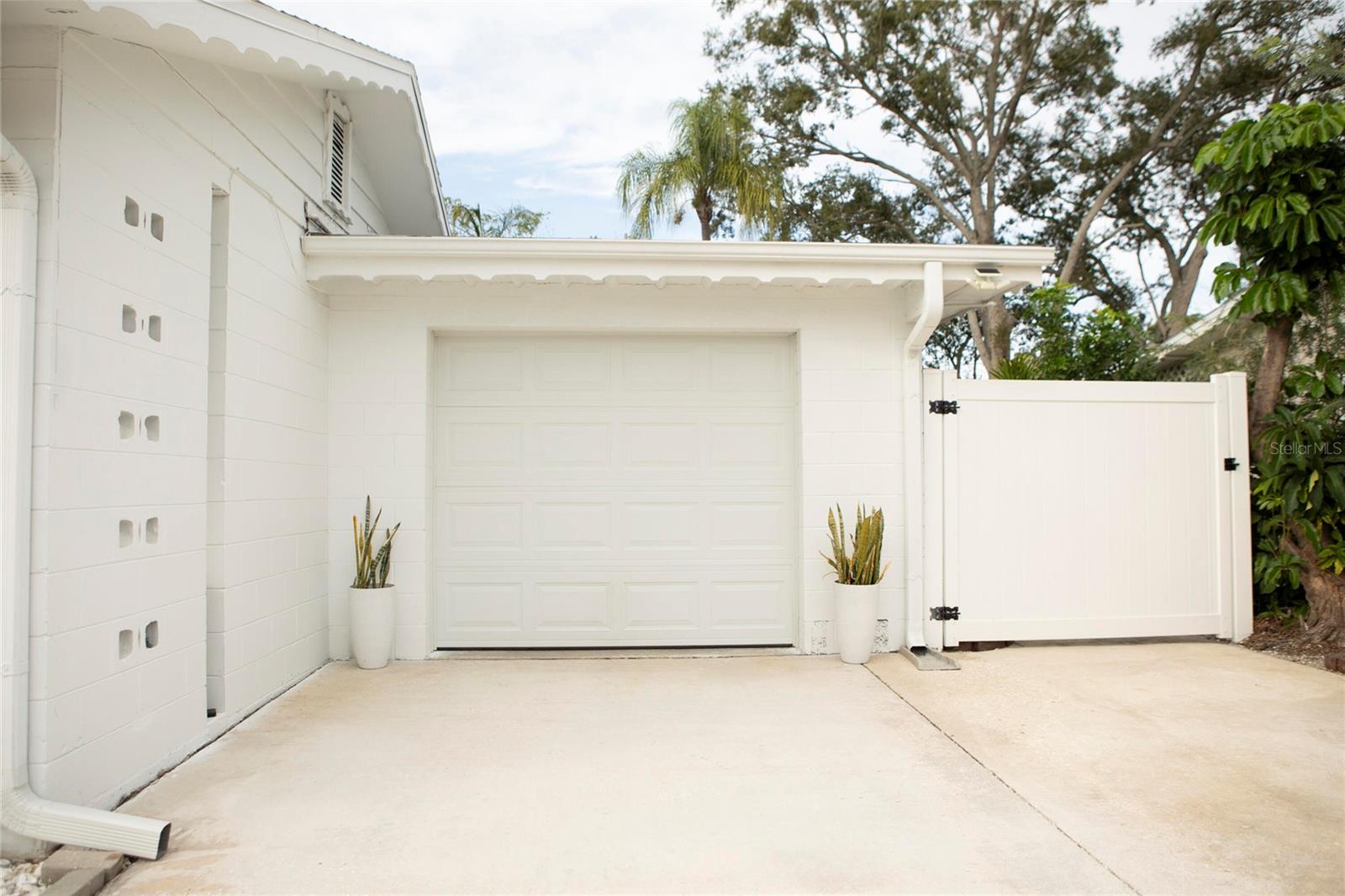 Listing photo id 17 for 7029 Delta Way