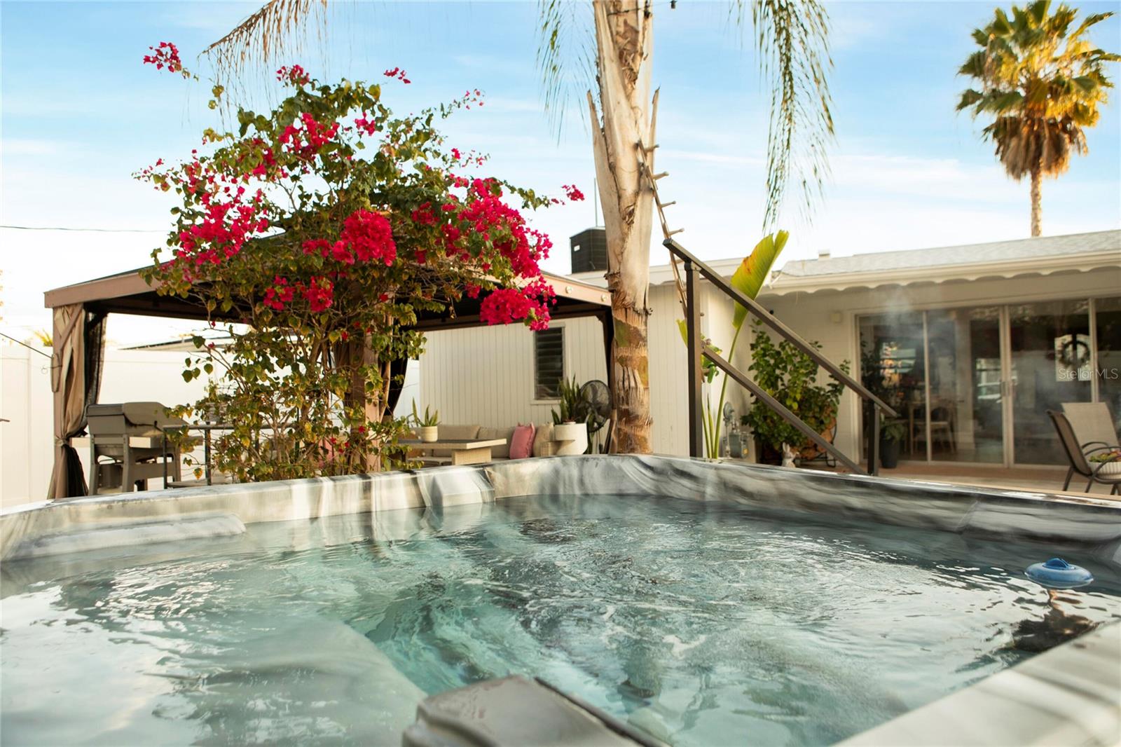 Listing photo id 20 for 7029 Delta Way